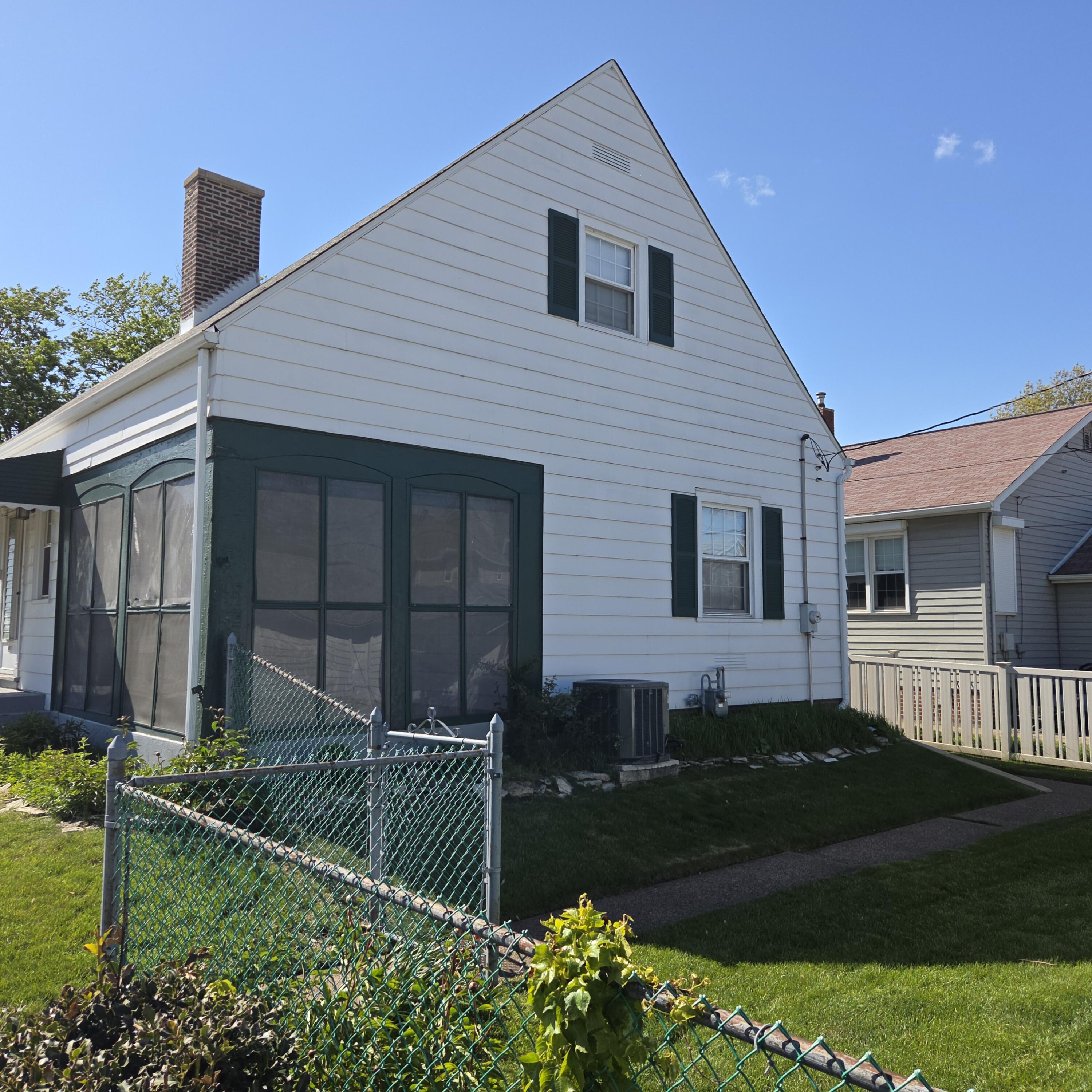 1949 Lake Avenue, Whiting, IN 46394; Image #3