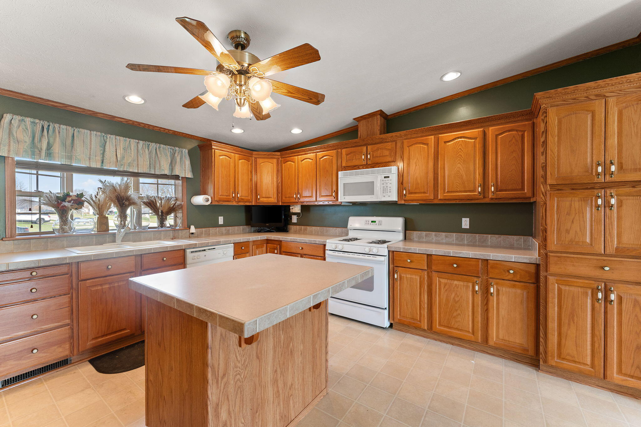 706 Alan John Drive, Westville, IN 46391; Image #12