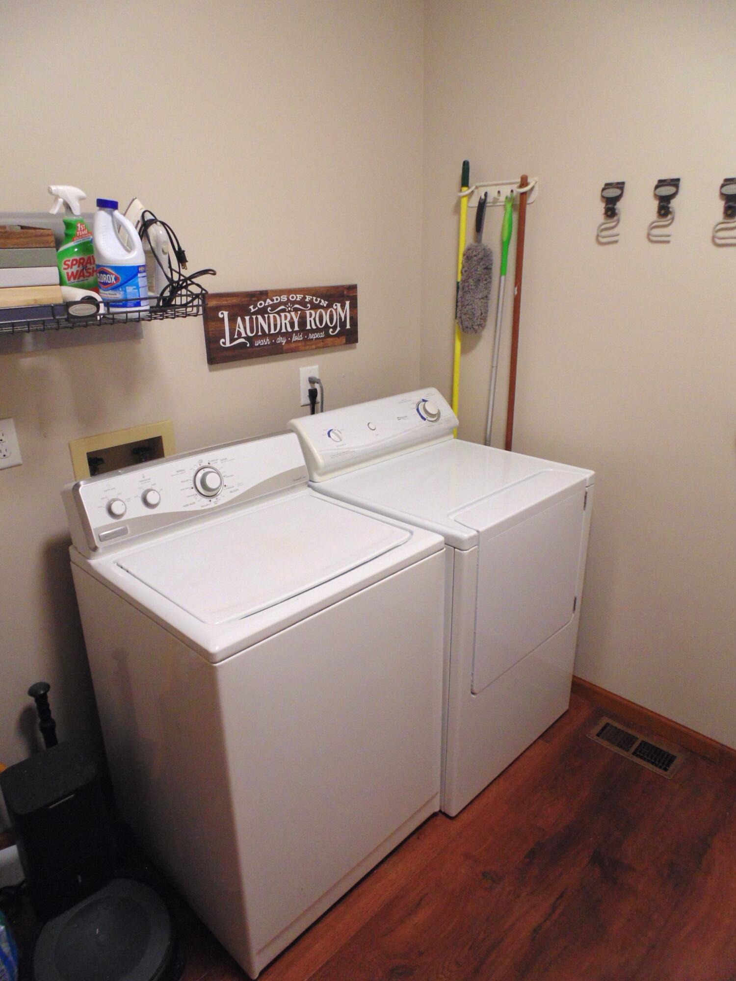 8508 Pine Avenue, Gary, IN 46403; Image #24