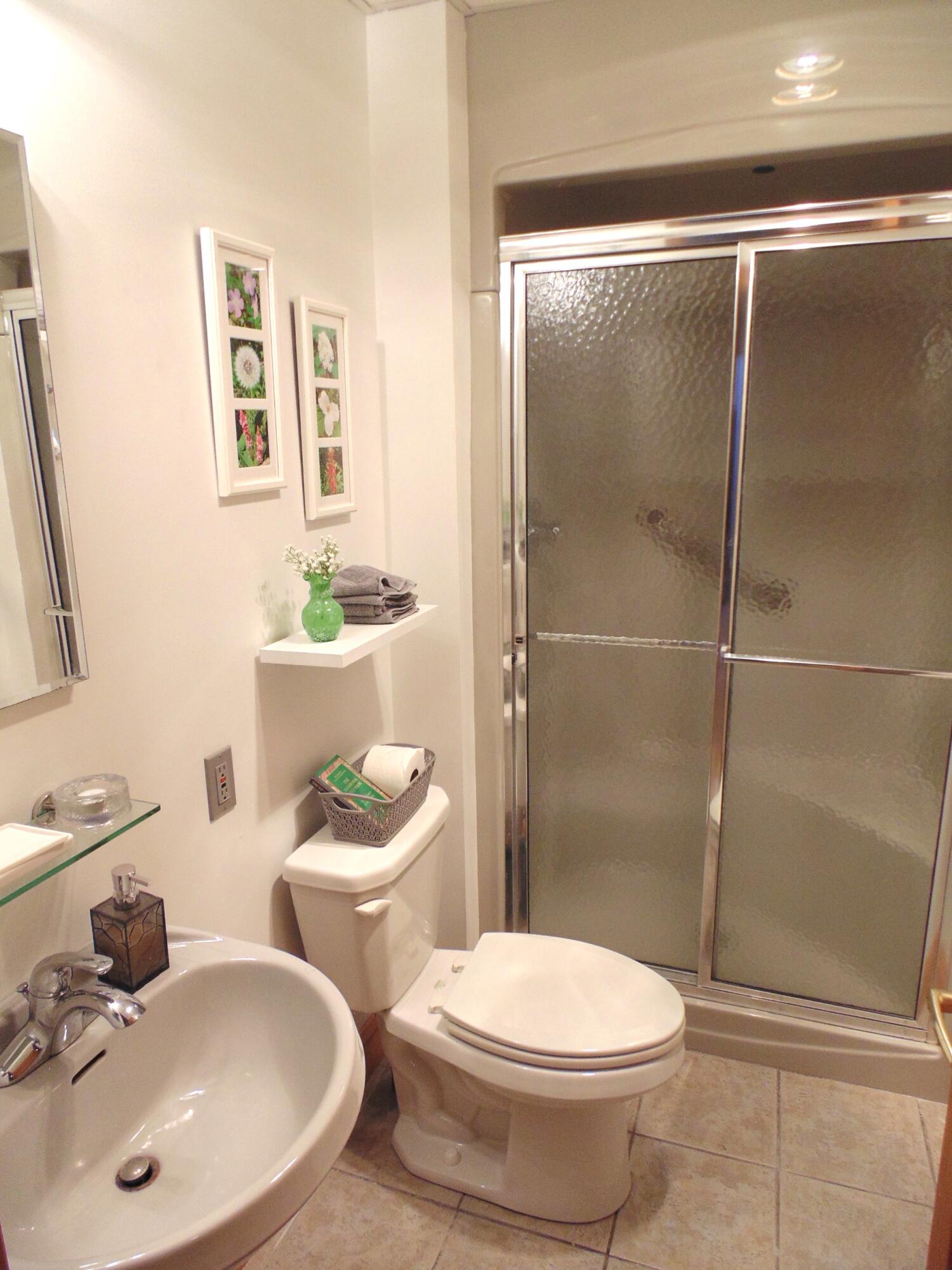 8508 Pine Avenue, Gary, IN 46403; Image #43