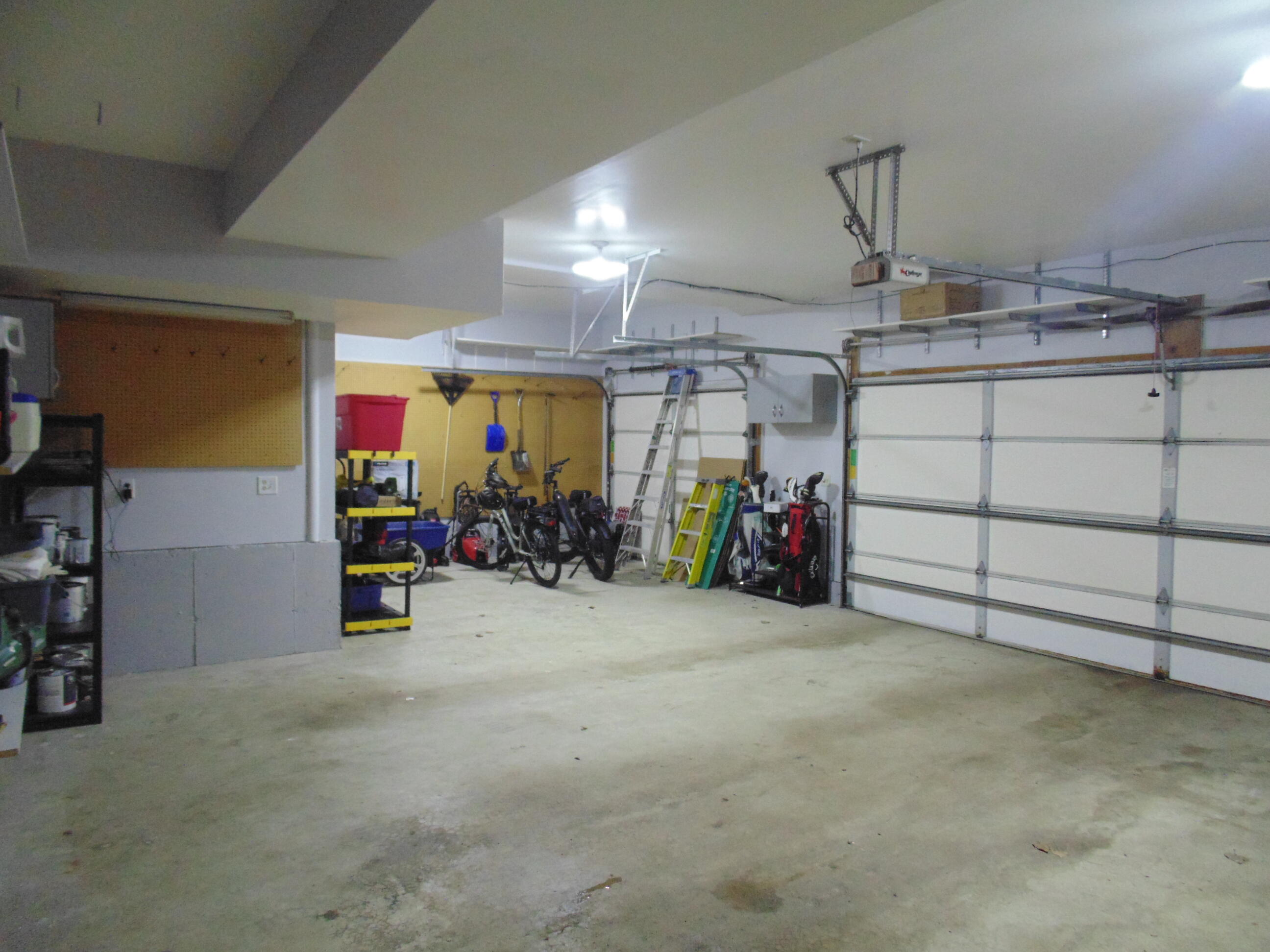 8508 Pine Avenue, Gary, IN 46403; Image #44