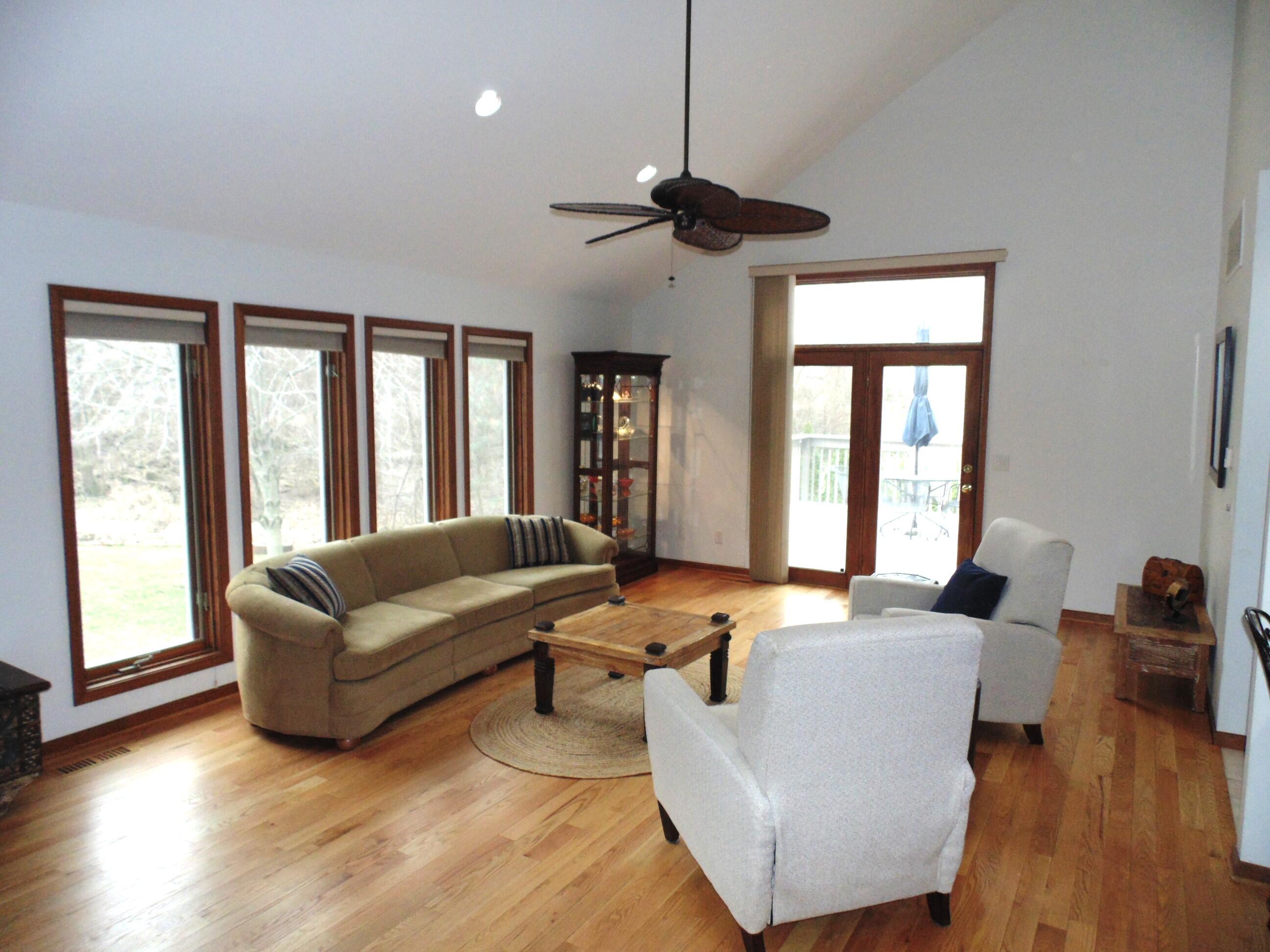 8508 Pine Avenue, Gary, IN 46403; Image #7