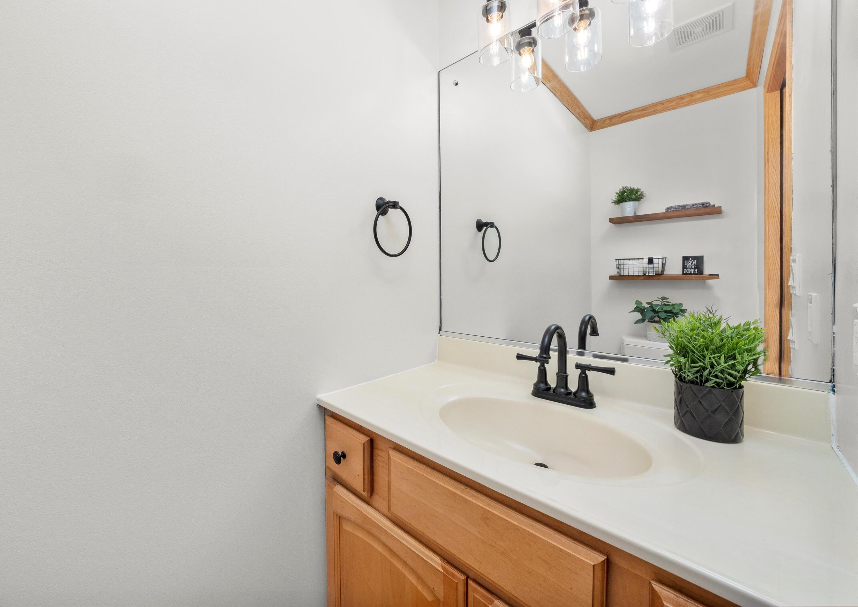 9925 Whitehall Garden, Munster, IN 46321; Image #12