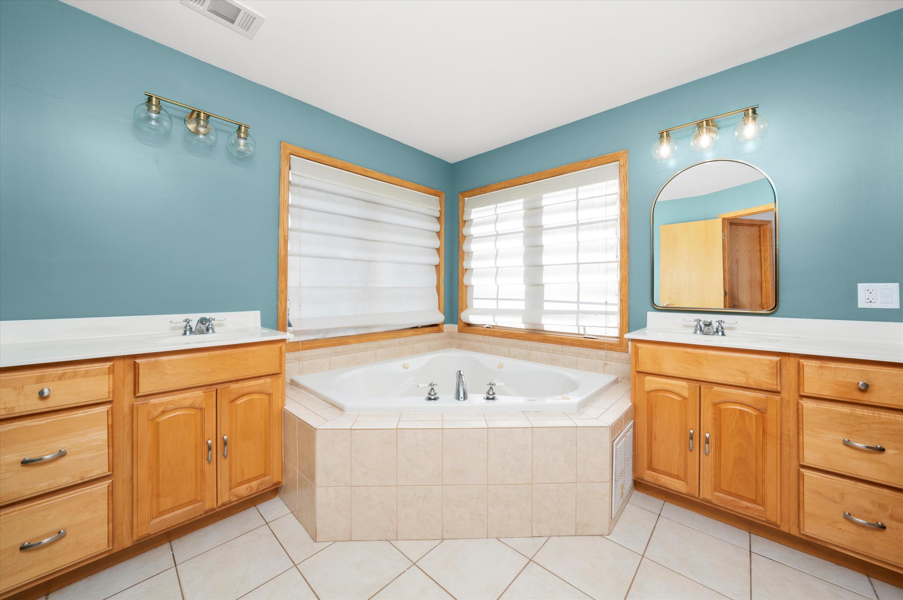 9925 Whitehall Garden, Munster, IN 46321; Image #14