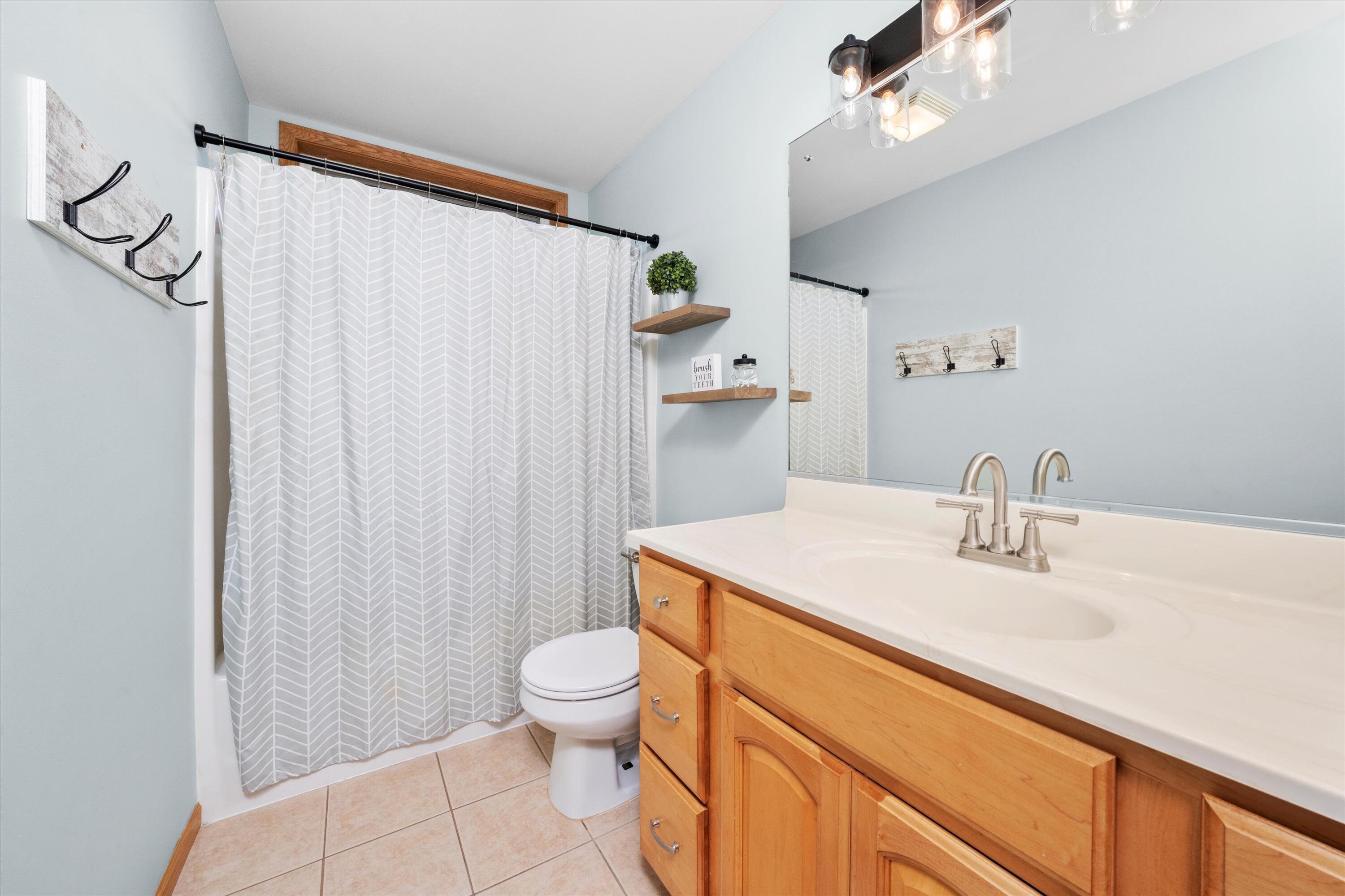 9925 Whitehall Garden, Munster, IN 46321; Image #17