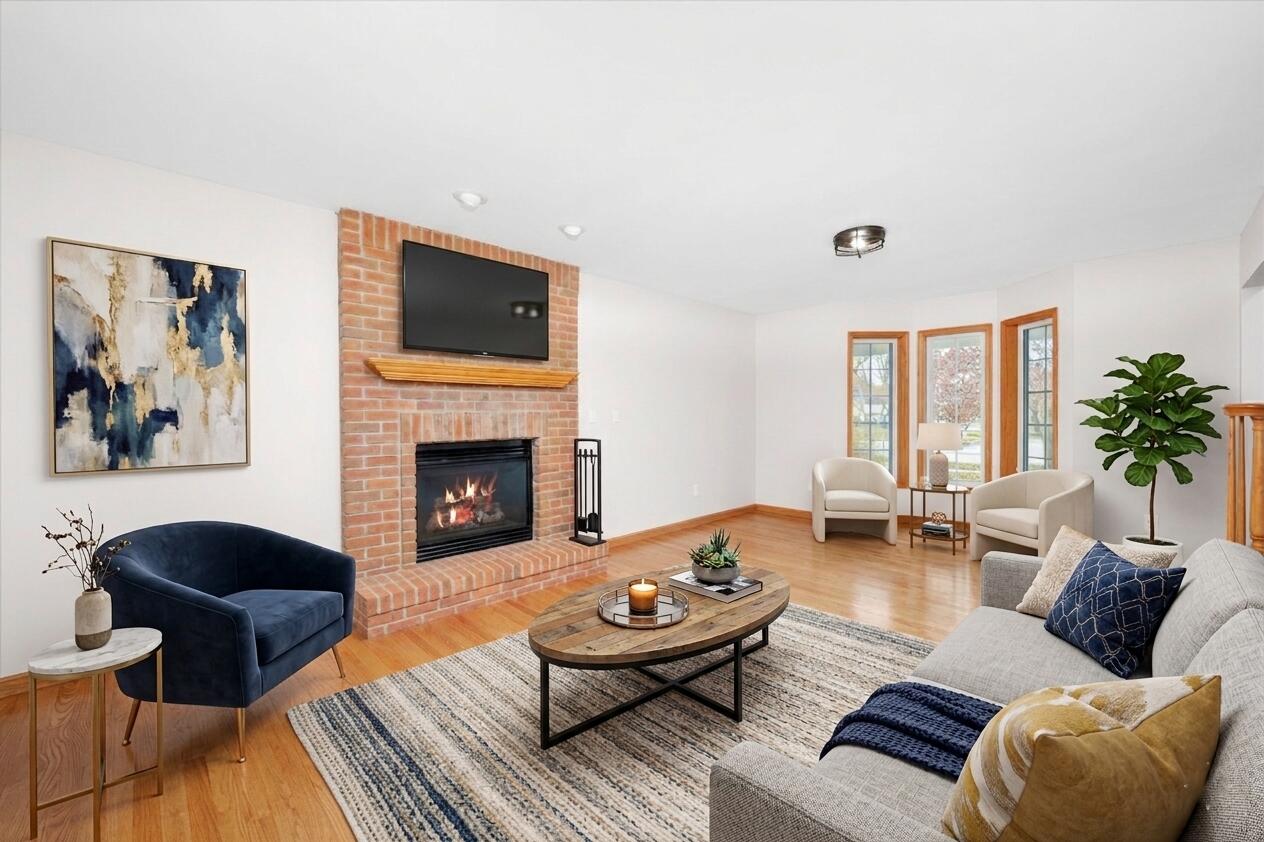 9925 Whitehall Garden, Munster, IN 46321; Image #6
