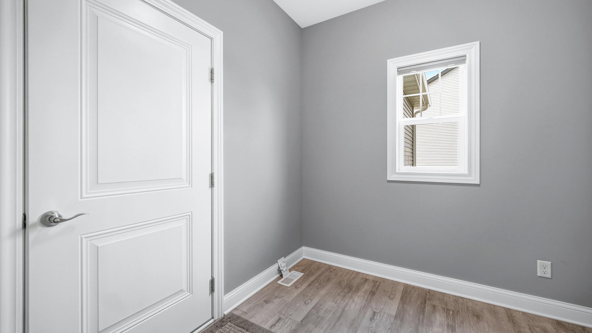 4901 Hyde Park Drive, Valparaiso, IN 46383; Image #13