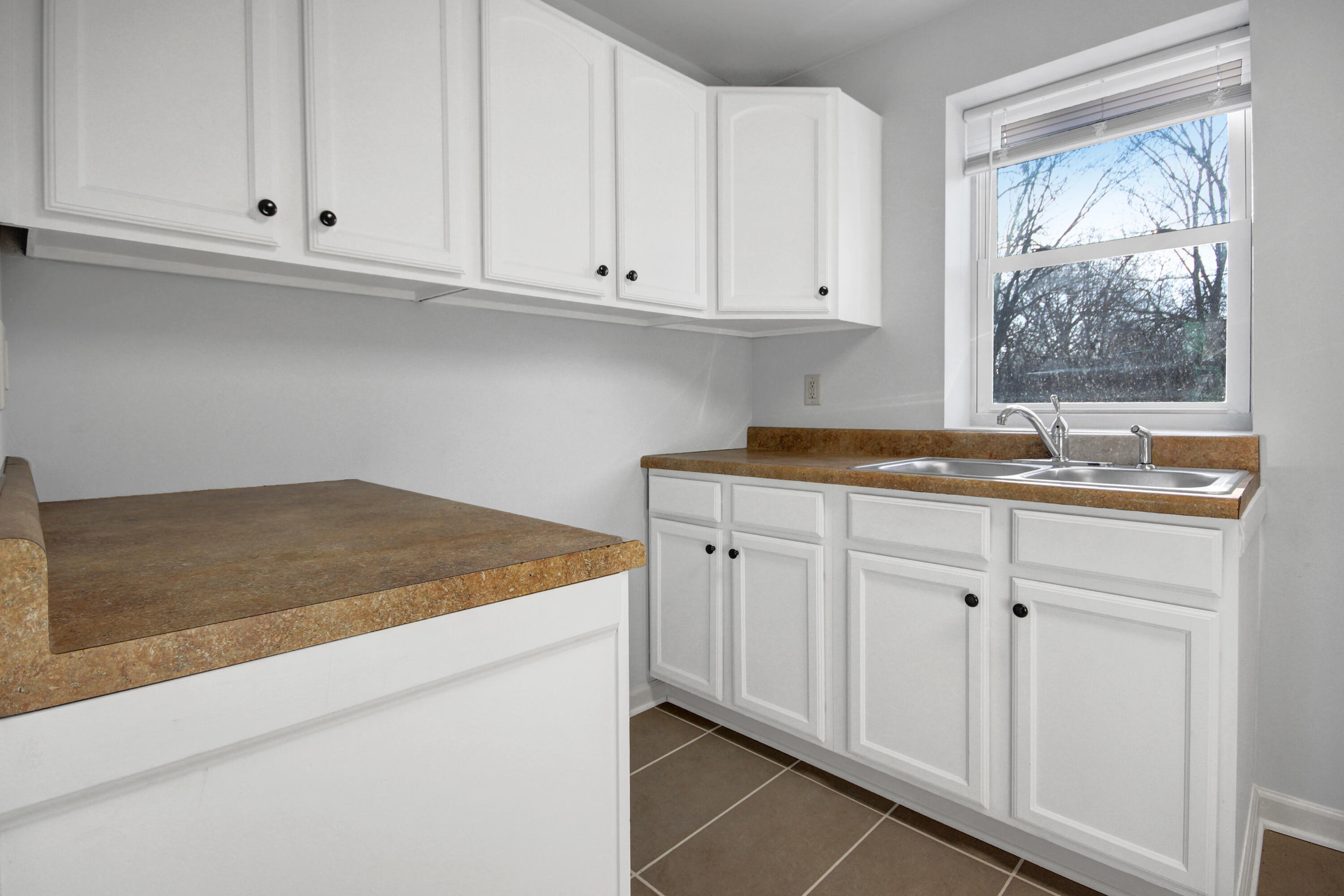 2320 Burr Street, Gary, IN 46406; Image #16