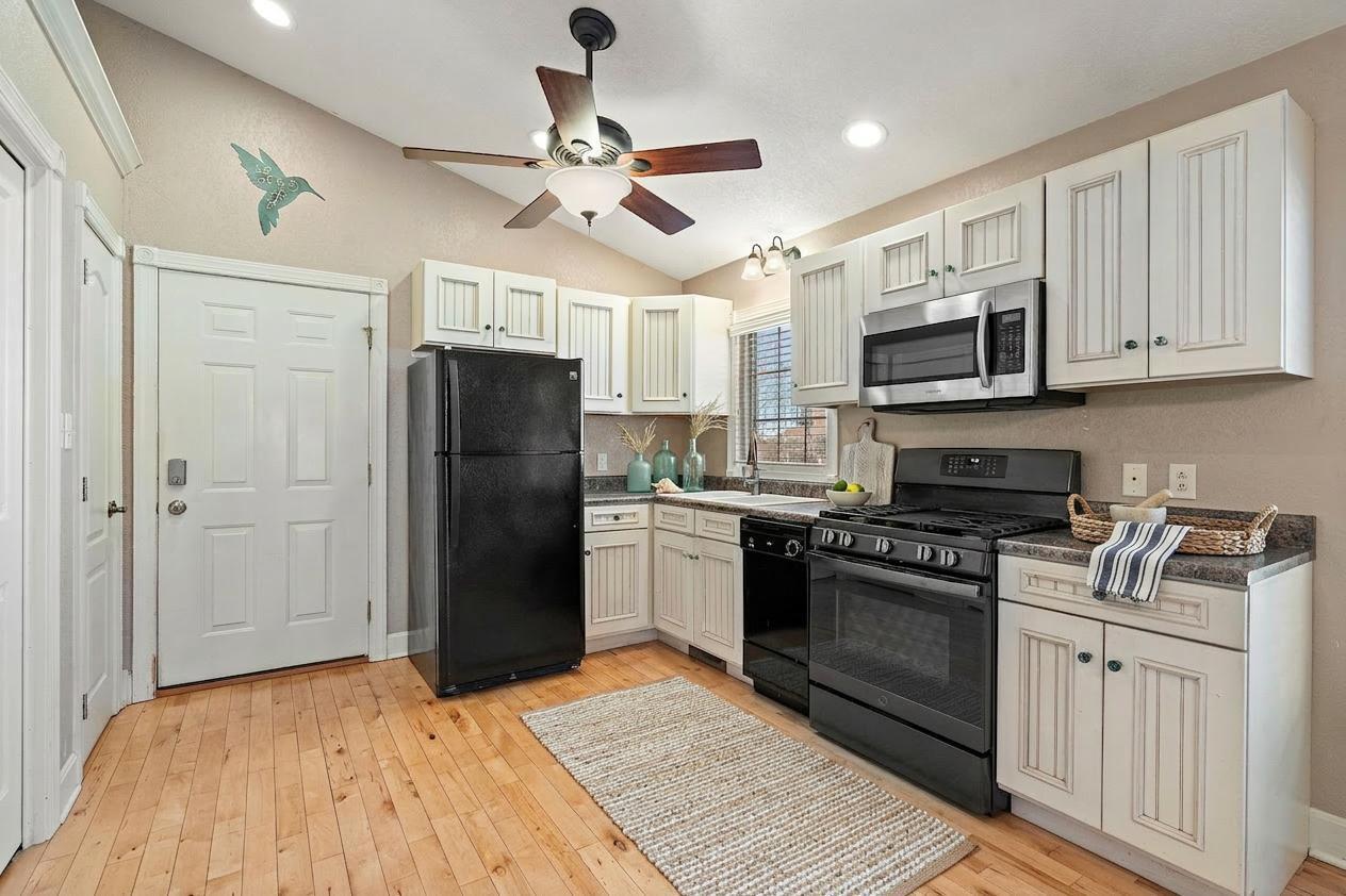 4100 East Drive, Knox, IN 46534; Image #14