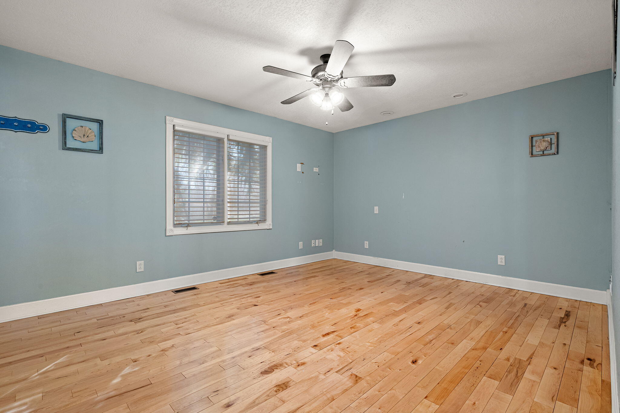 4100 East Drive, Knox, IN 46534; Image #22