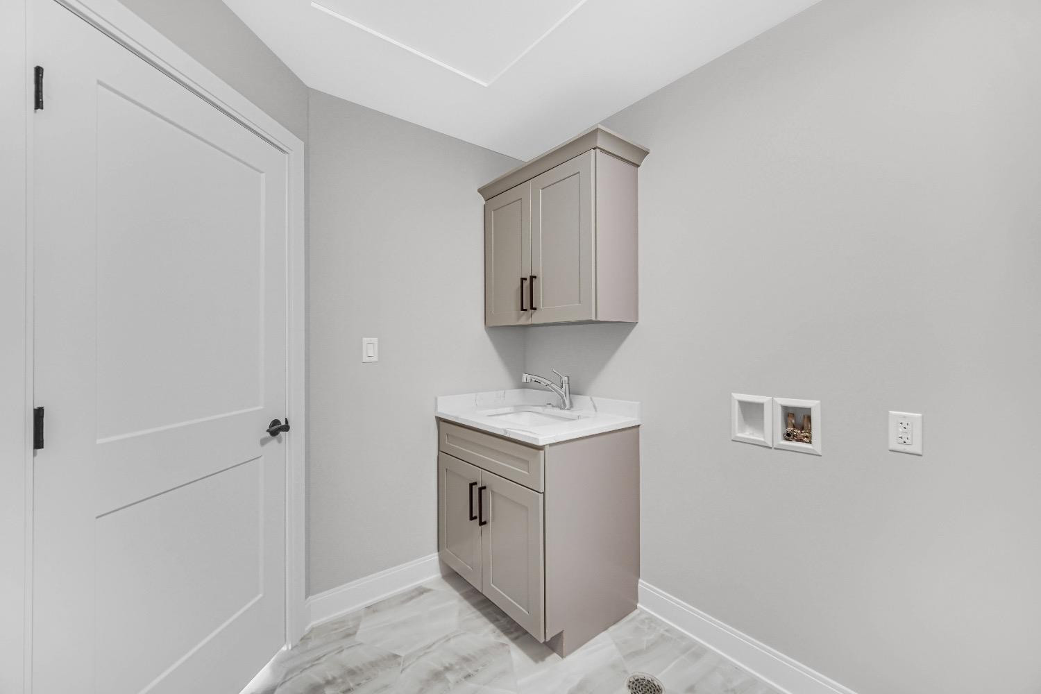 11039 Macedon Street, Winfield, IN 46307; Image #17