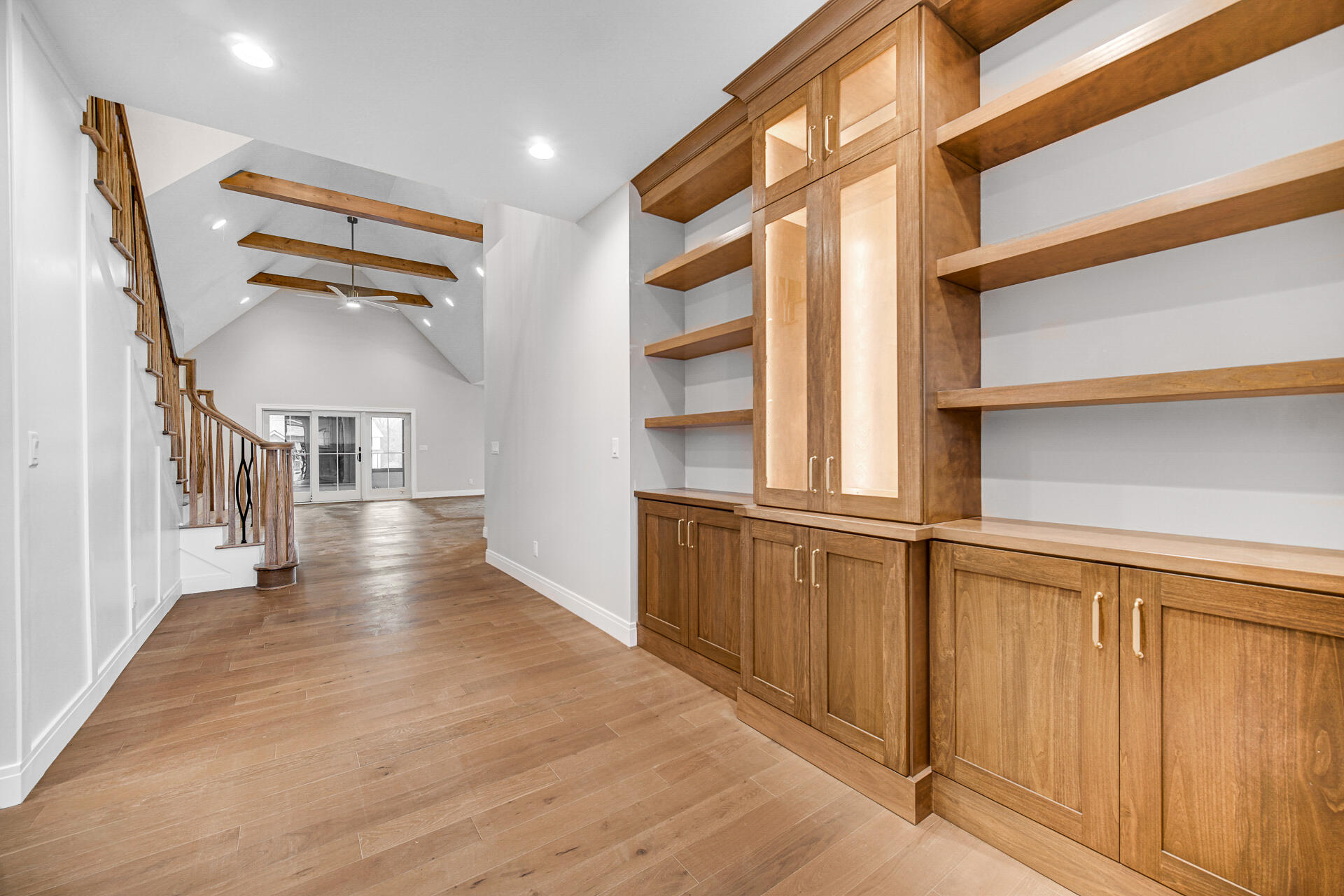 194 N Cricket Knoll Court, Valparaiso, IN 46385; Image #2