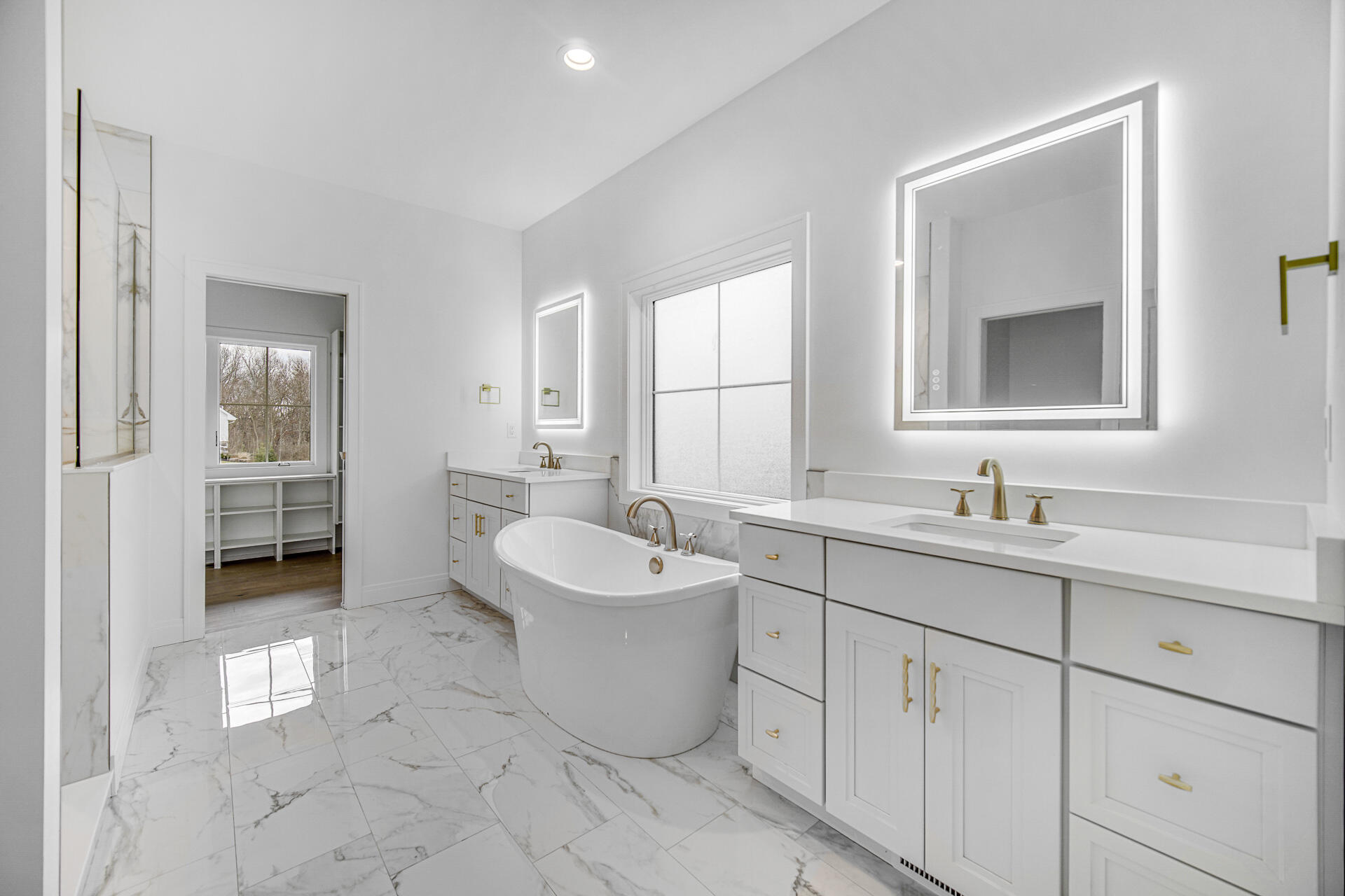 194 N Cricket Knoll Court, Valparaiso, IN 46385; Image #26