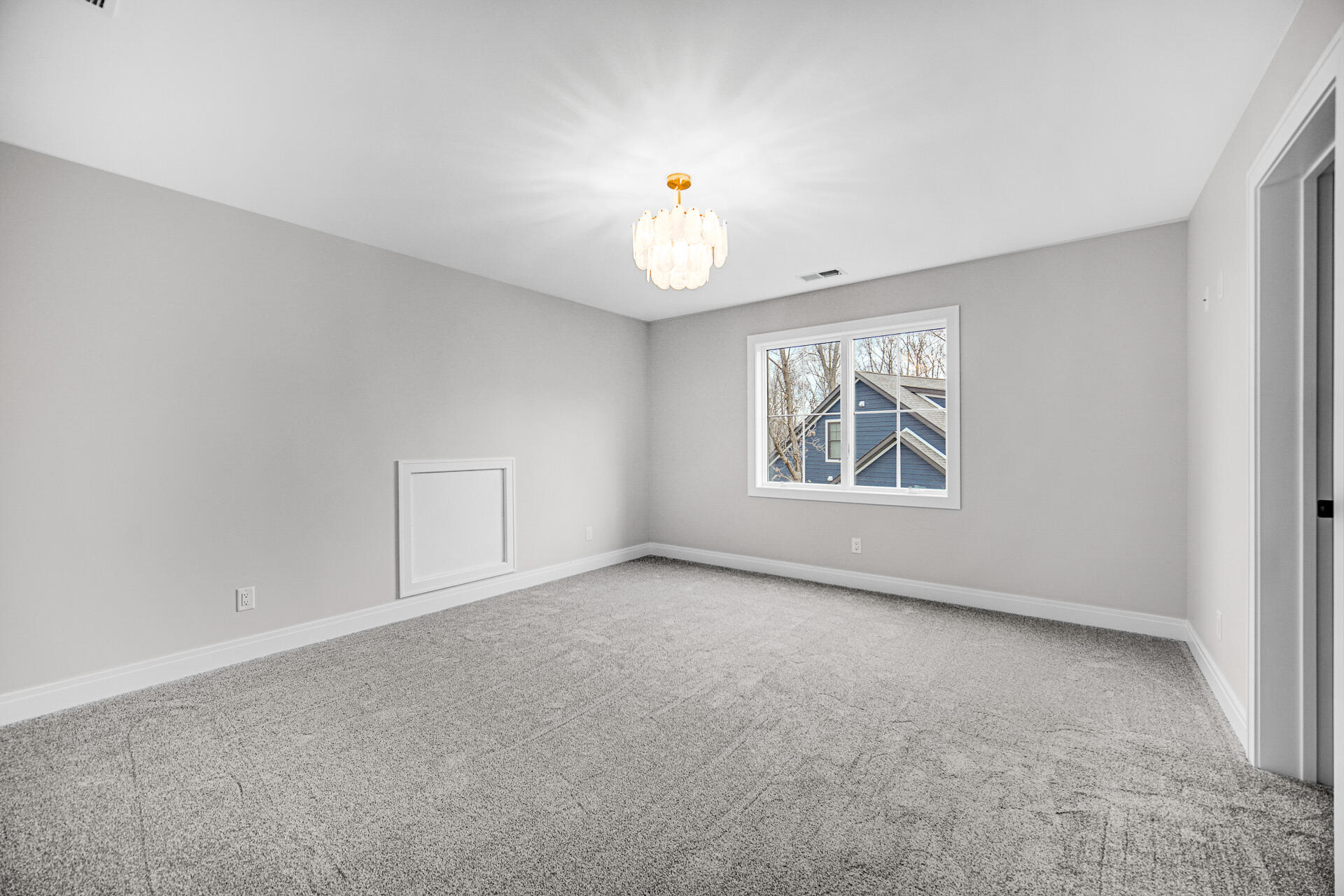 194 N Cricket Knoll Court, Valparaiso, IN 46385; Image #33