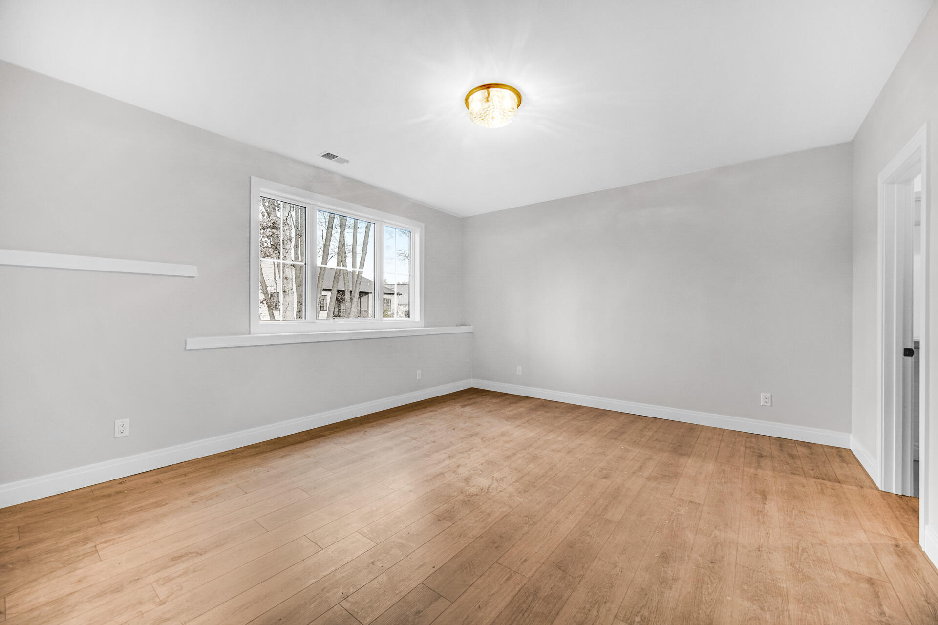 194 N Cricket Knoll Court, Valparaiso, IN 46385; Image #42