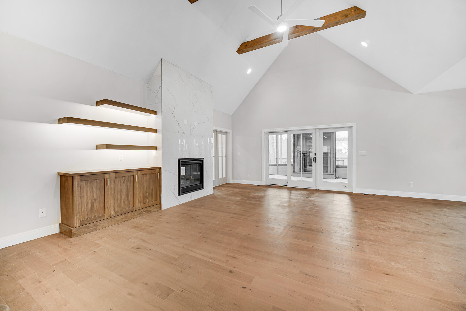194 N Cricket Knoll Court, Valparaiso, IN 46385; Image #8