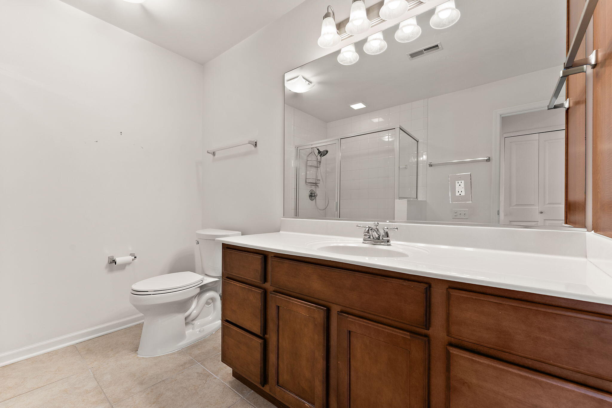2426 Allison Circle, Valparaiso, IN #2426, 46383; Image #28