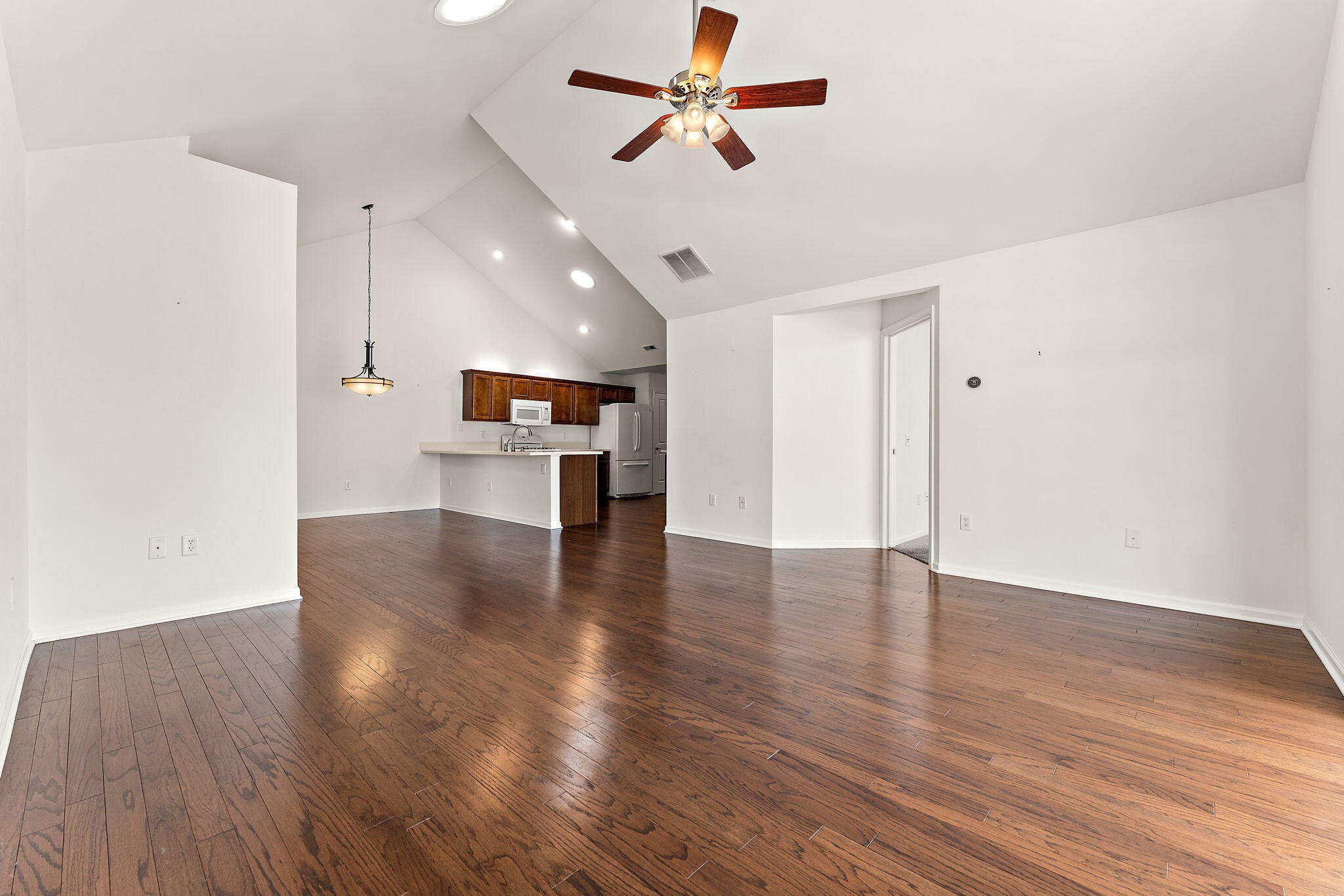 2426 Allison Circle, Valparaiso, IN #2426, 46383; Image #6