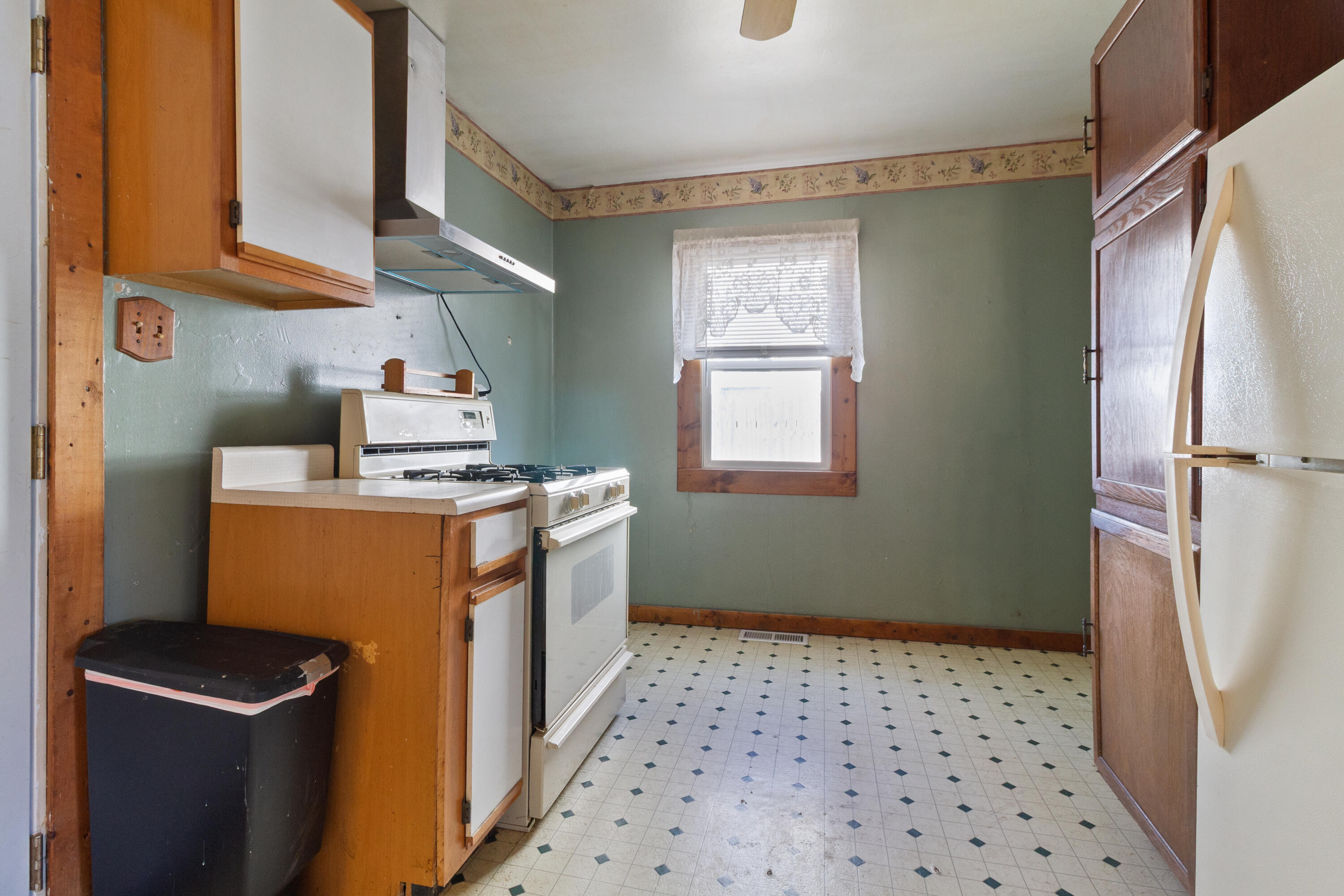 825 N Sherman Street, Crown Point, IN 46307; Image #3