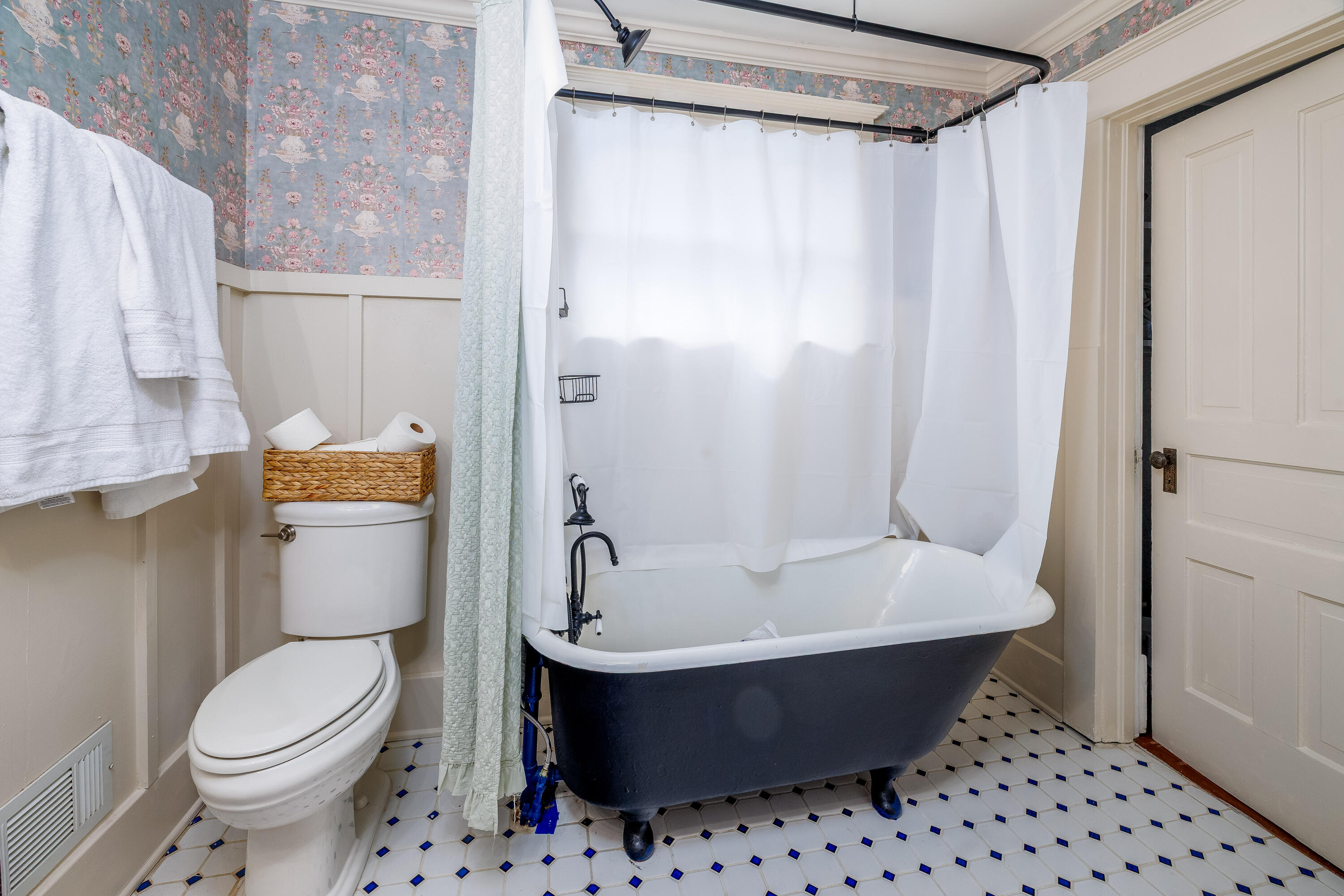 128 E Main Street, Brook, IN 47922; Image #46