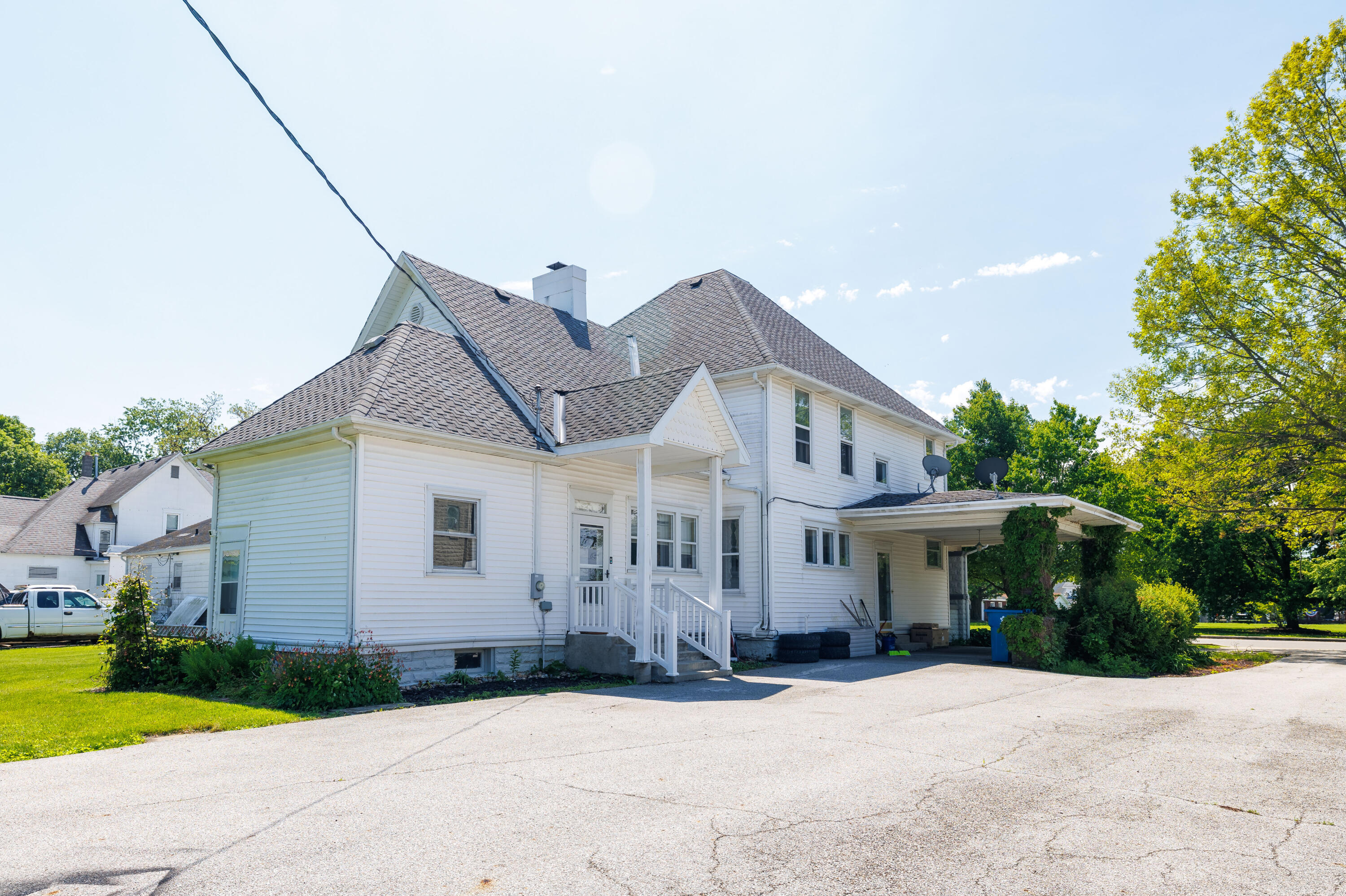 128 E Main Street, Brook, IN 47922; Image #6
