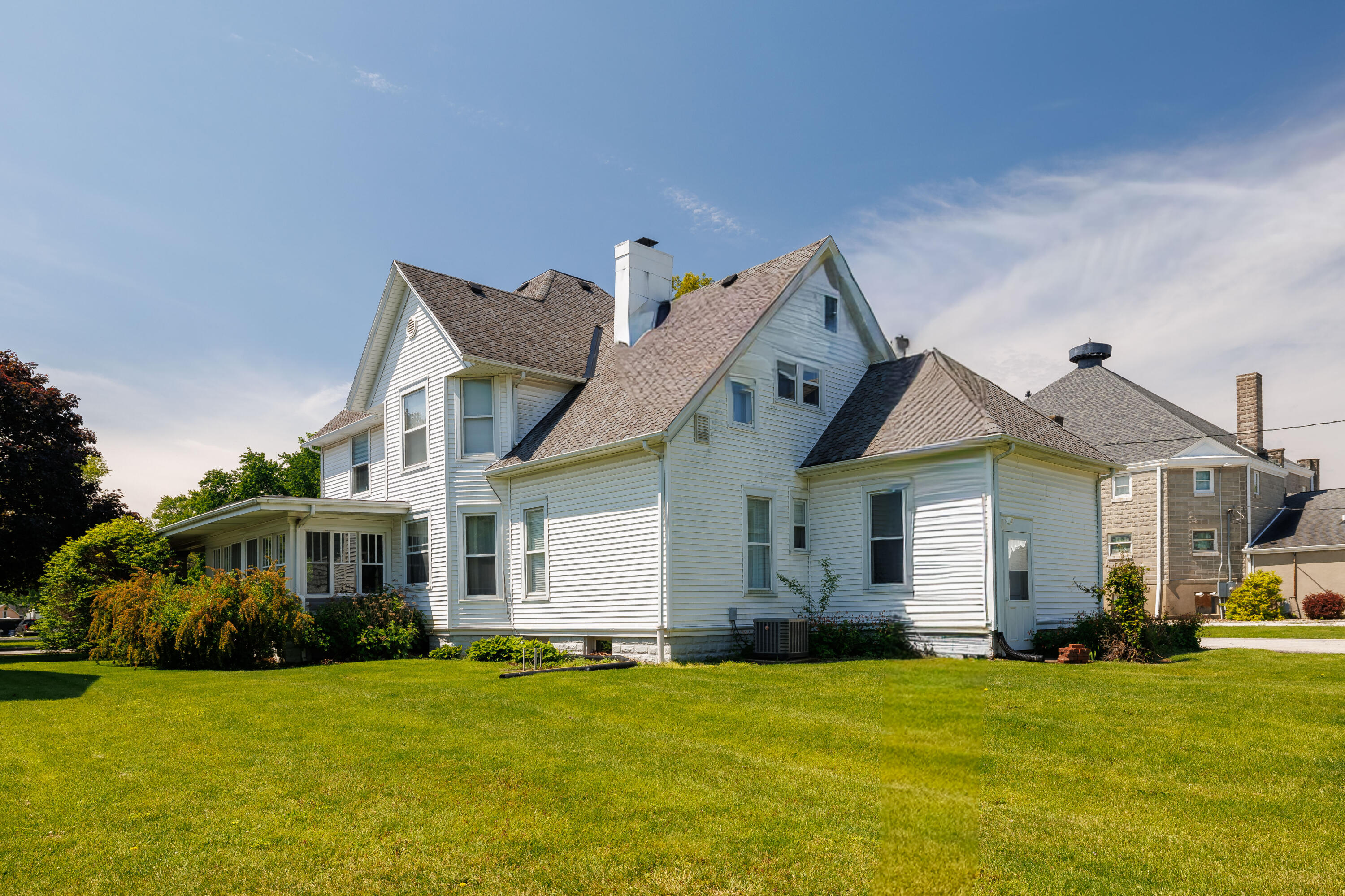 128 E Main Street, Brook, IN 47922; Image #8
