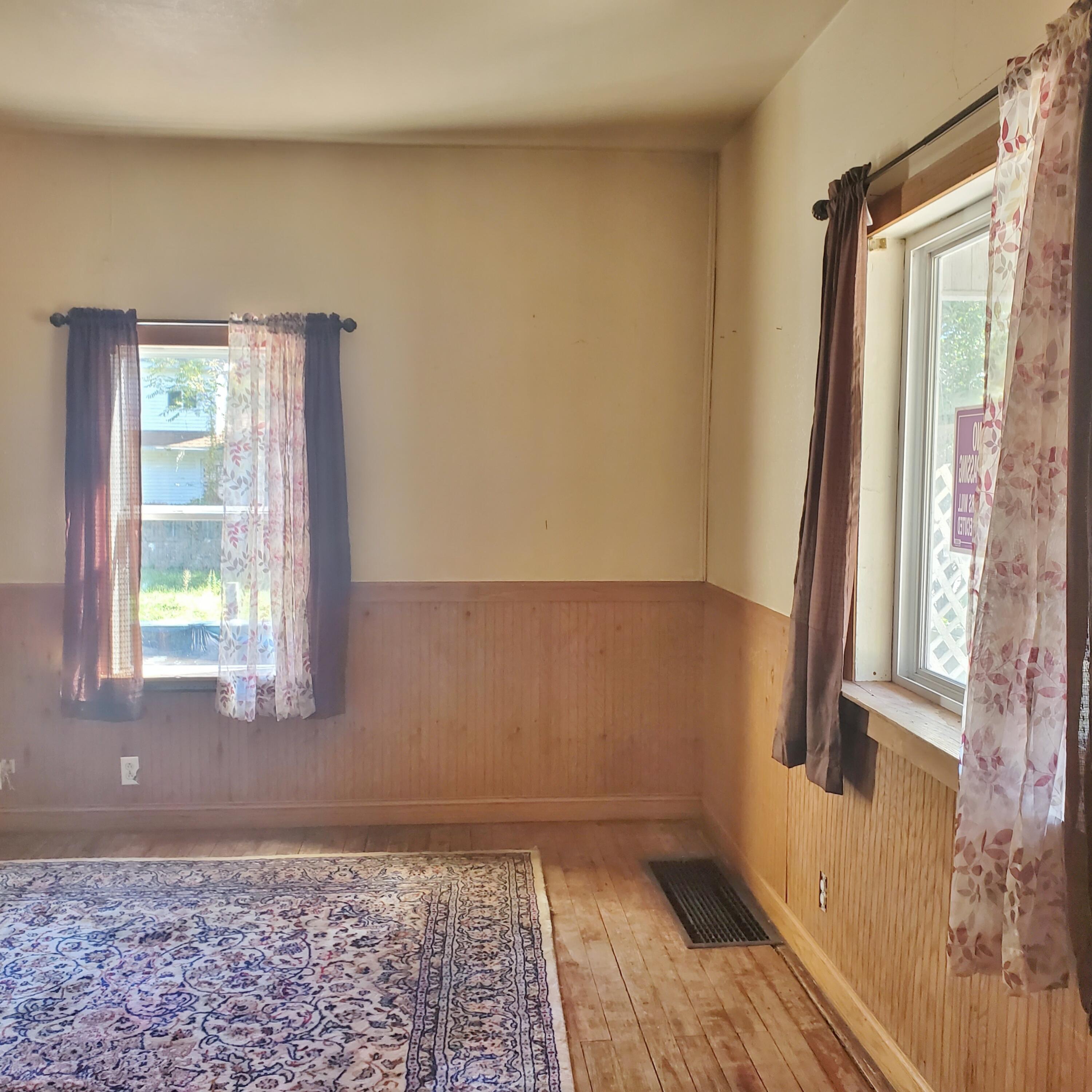 1621 W 10th Street, Michigan City, IN 46360; Image #11