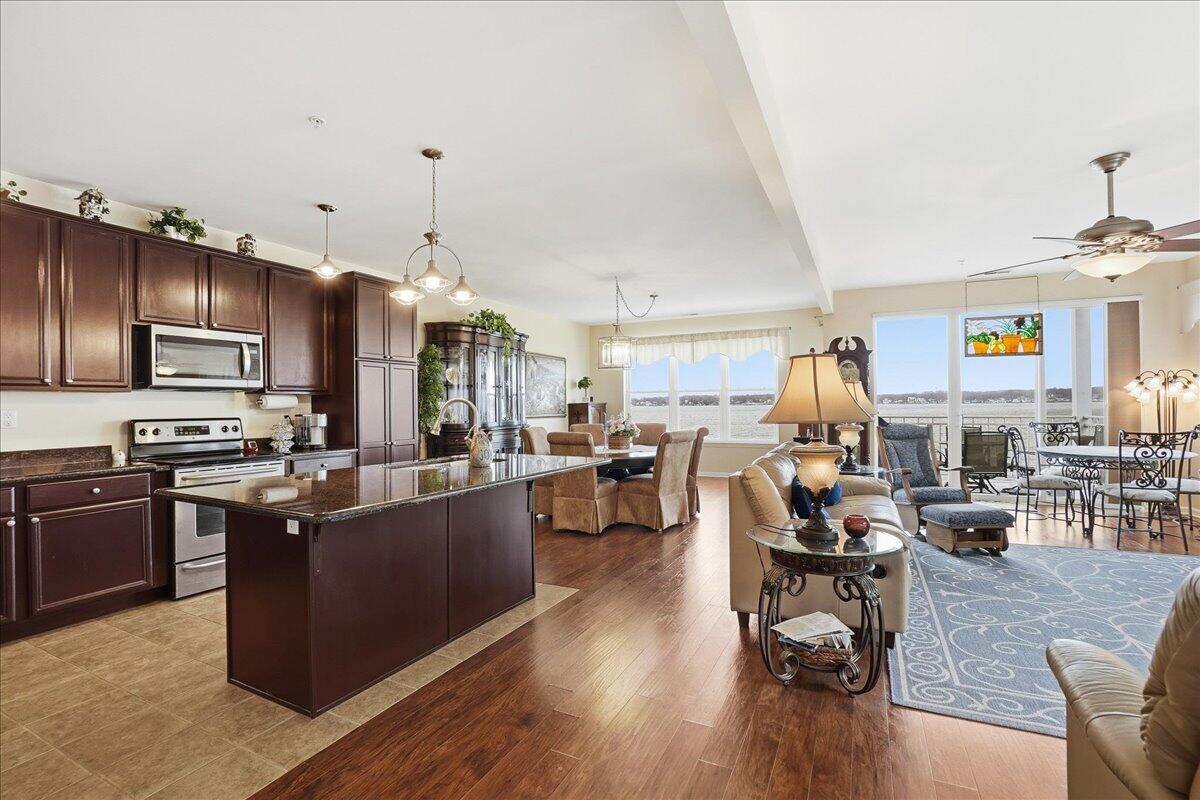 13244 E Lake Shore Drive, Cedar Lake, IN #B202, 46303; Image #14