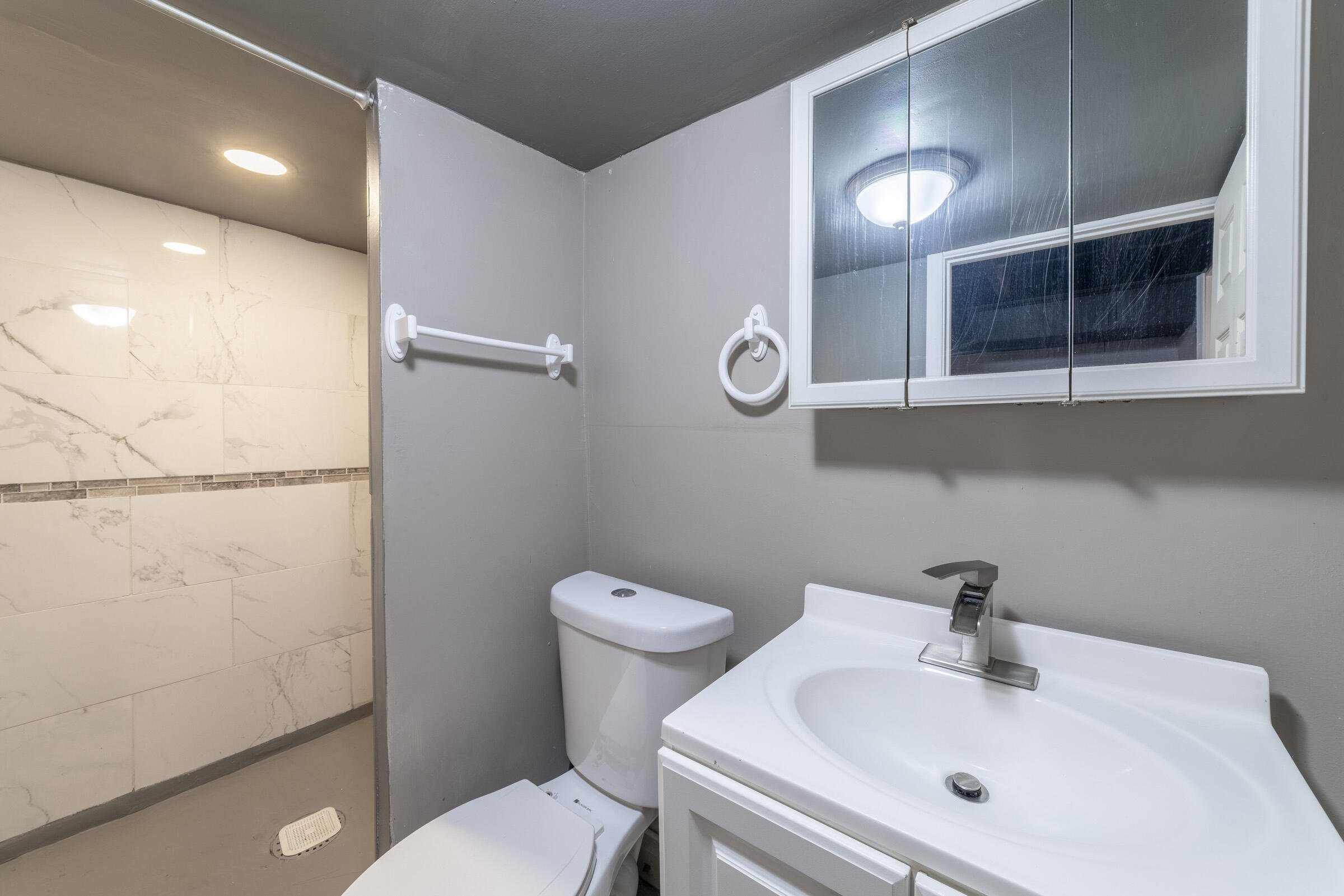 314 Cleveland Street, Gary, IN 46404; Image #34