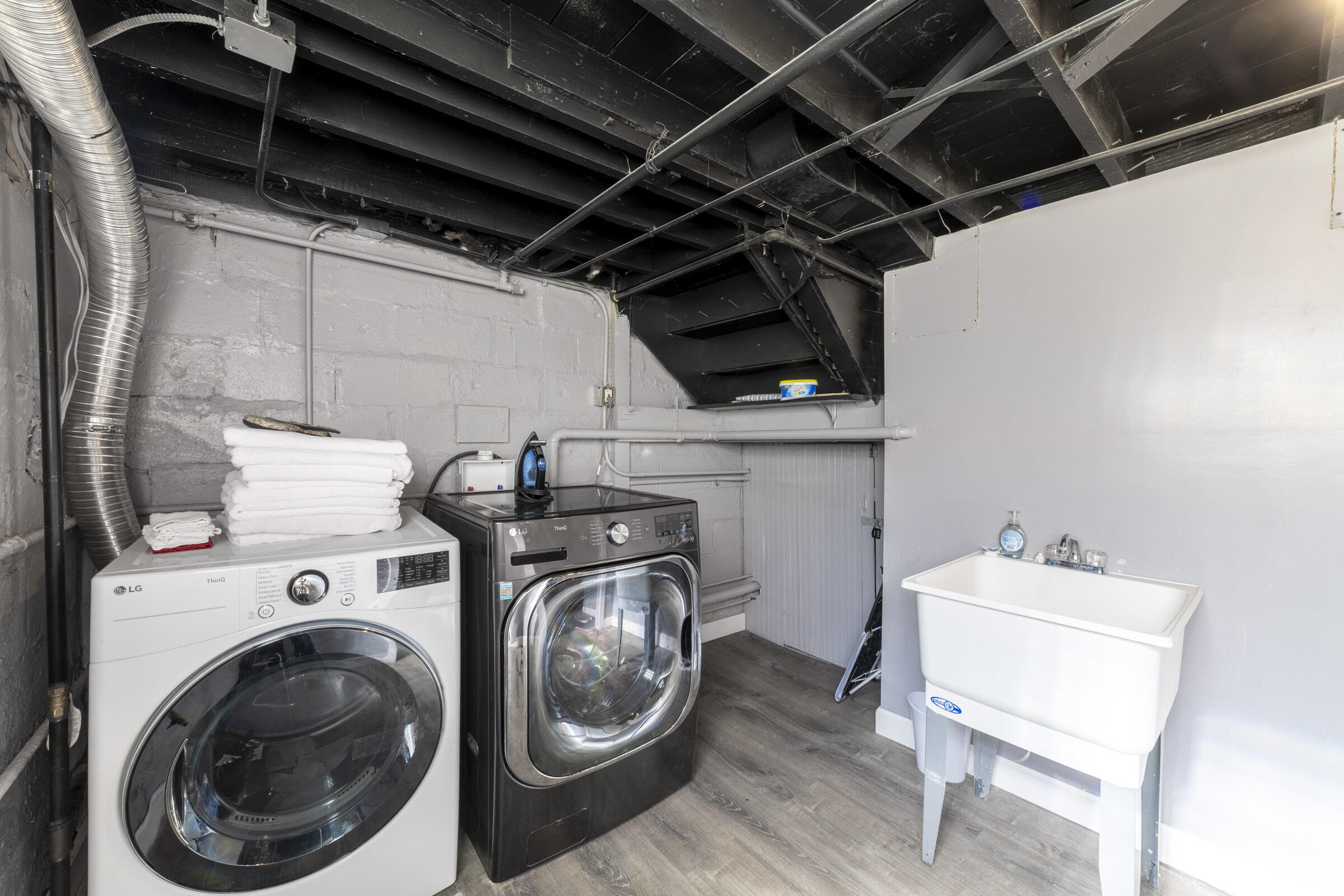 314 Cleveland Street, Gary, IN 46404; Image #38