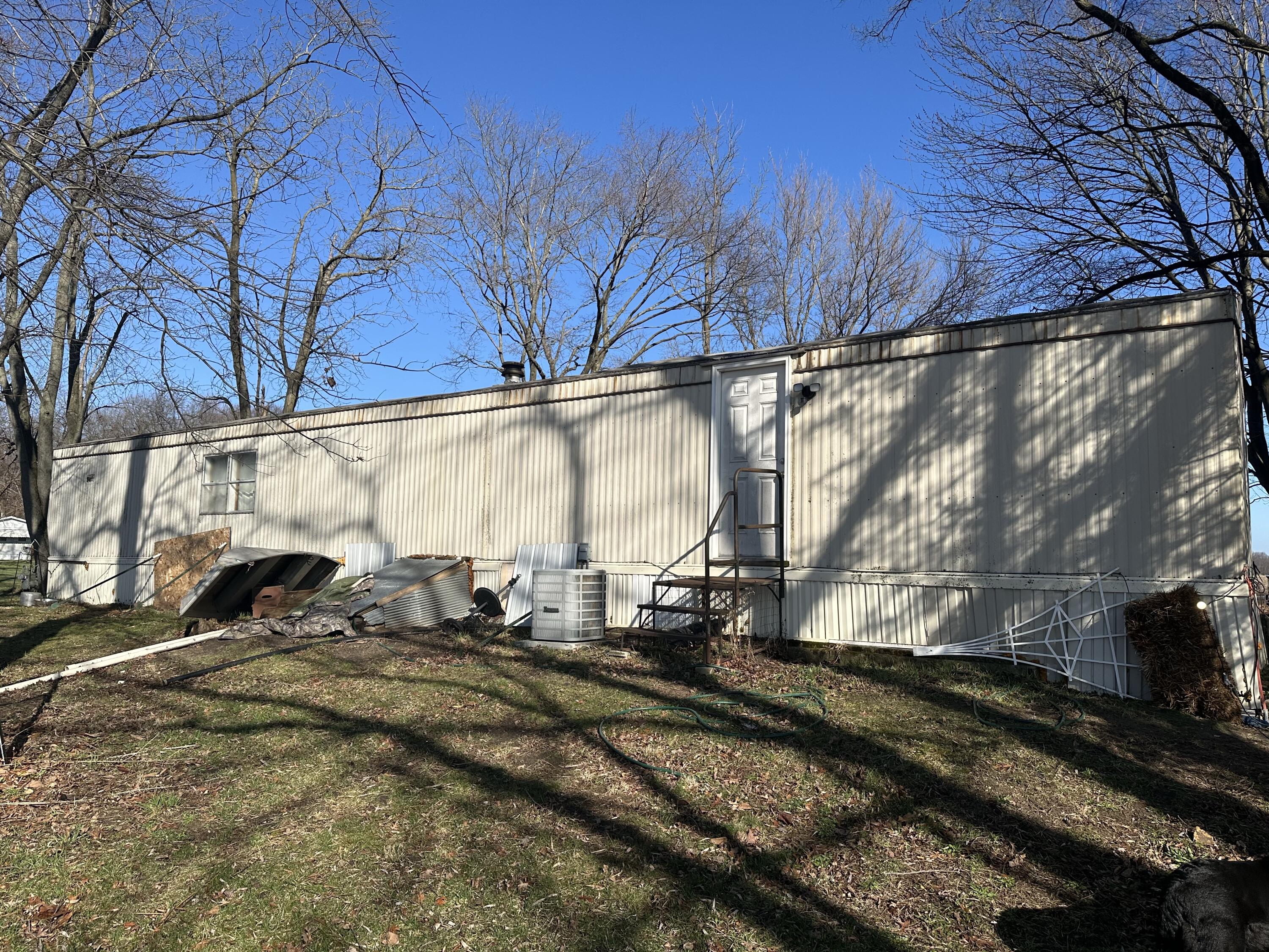 1125 E 400 S, Knox, IN 46534; Image #2