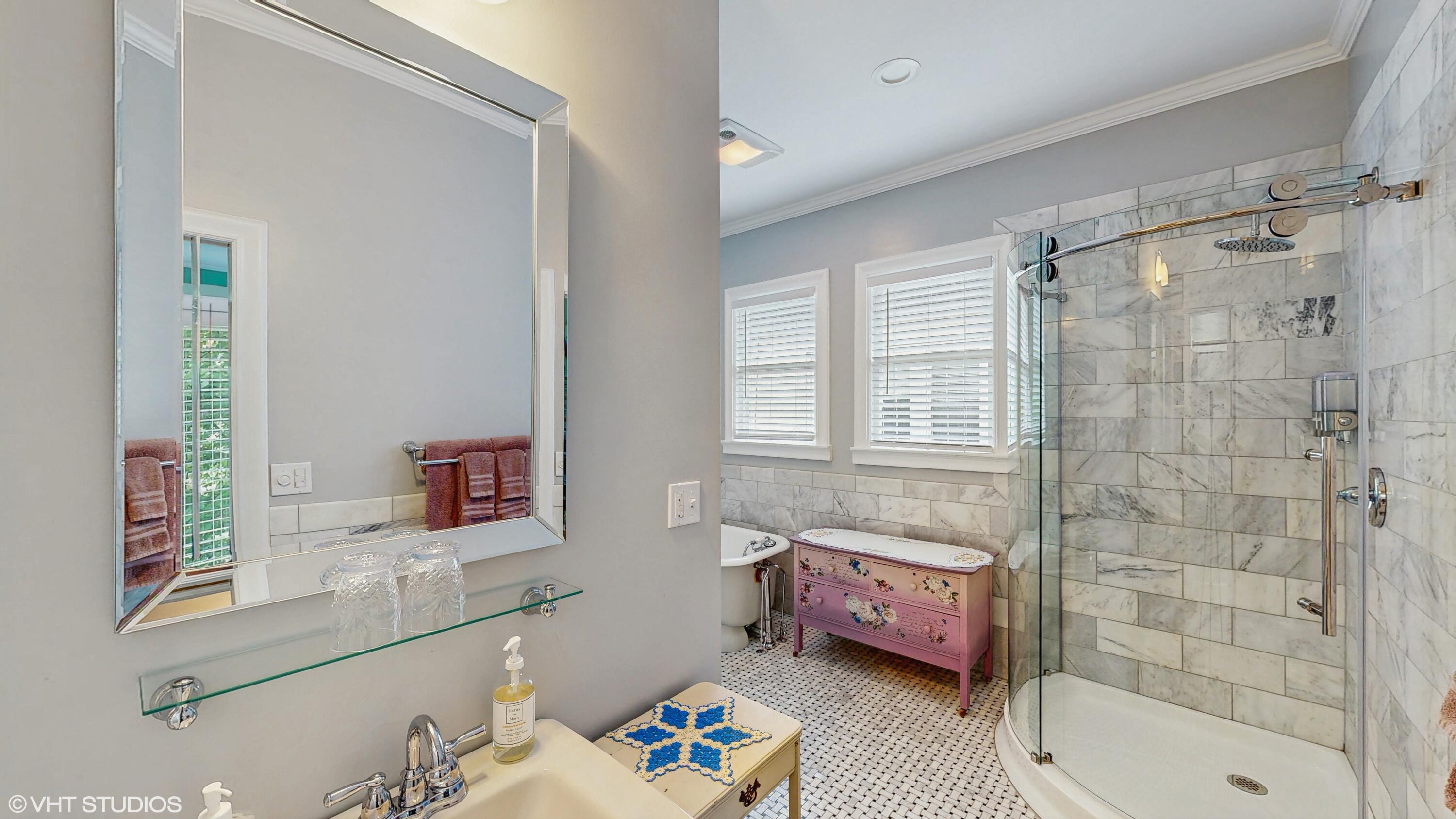 301 Washington Street, Valparaiso, IN 46383; Image #27