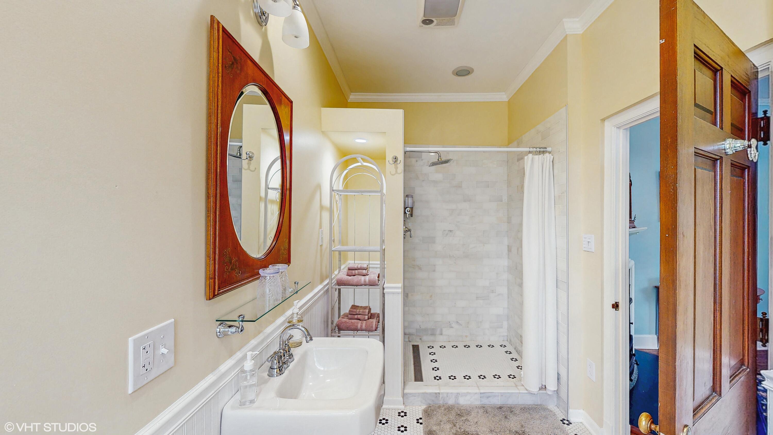 301 Washington Street, Valparaiso, IN 46383; Image #30