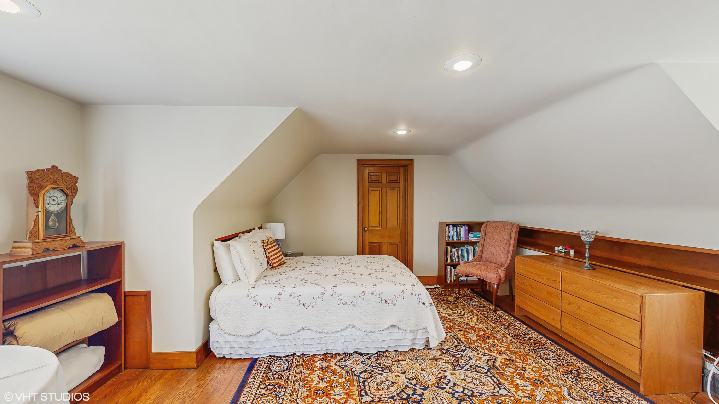 301 Washington Street, Valparaiso, IN 46383; Image #39