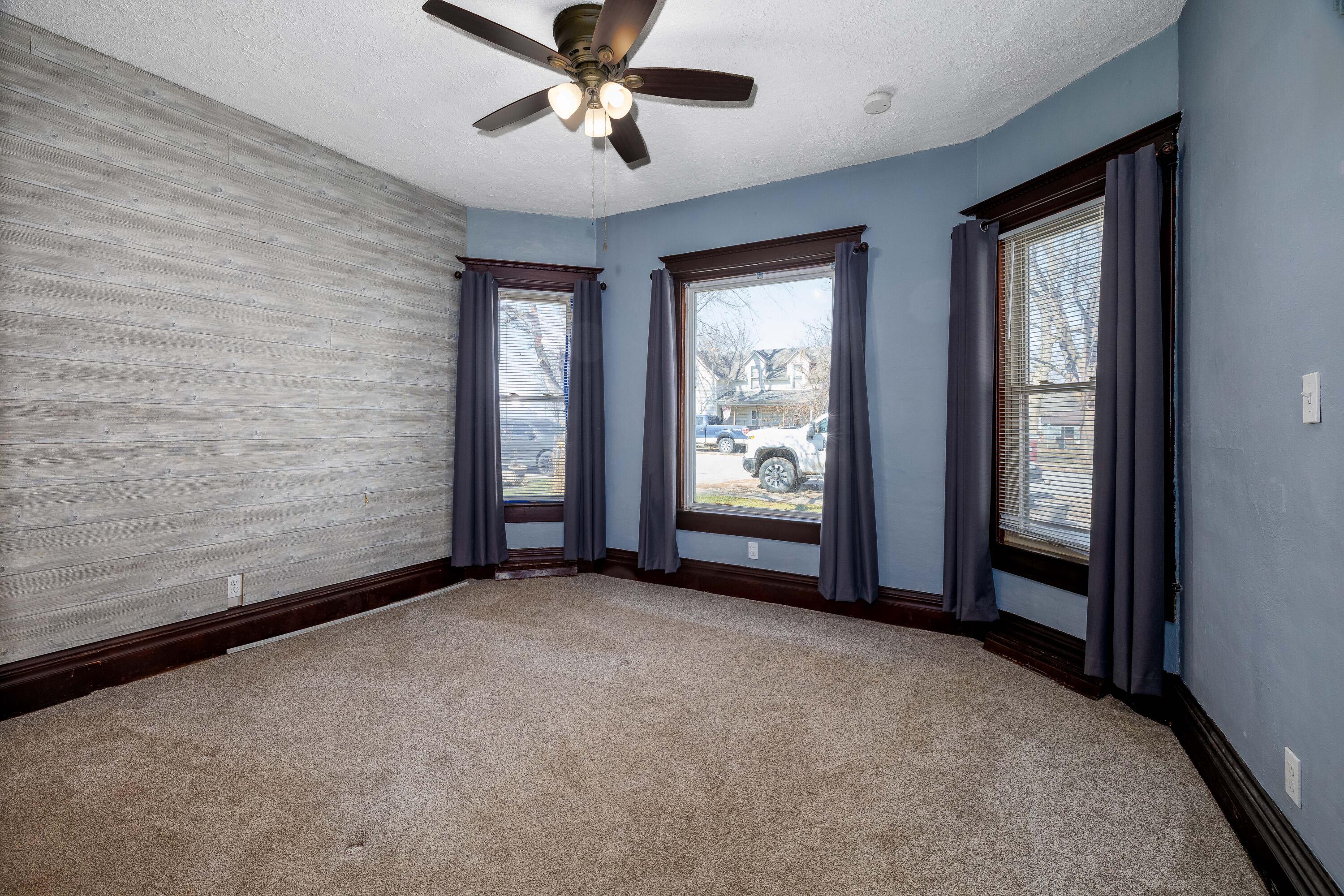 103 W Lincoln Street, Kentland, IN 47951; Image #12
