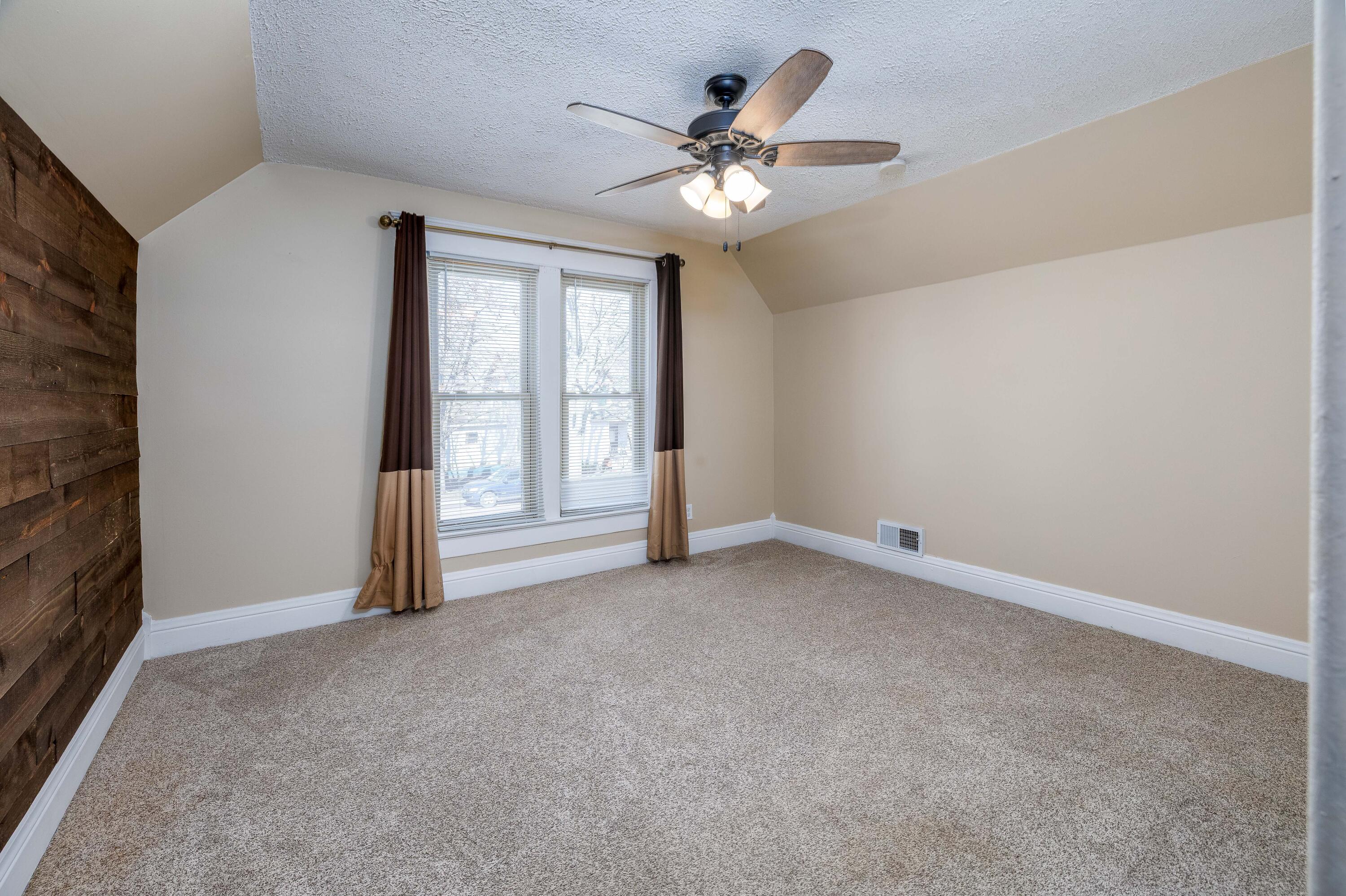 103 W Lincoln Street, Kentland, IN 47951; Image #24
