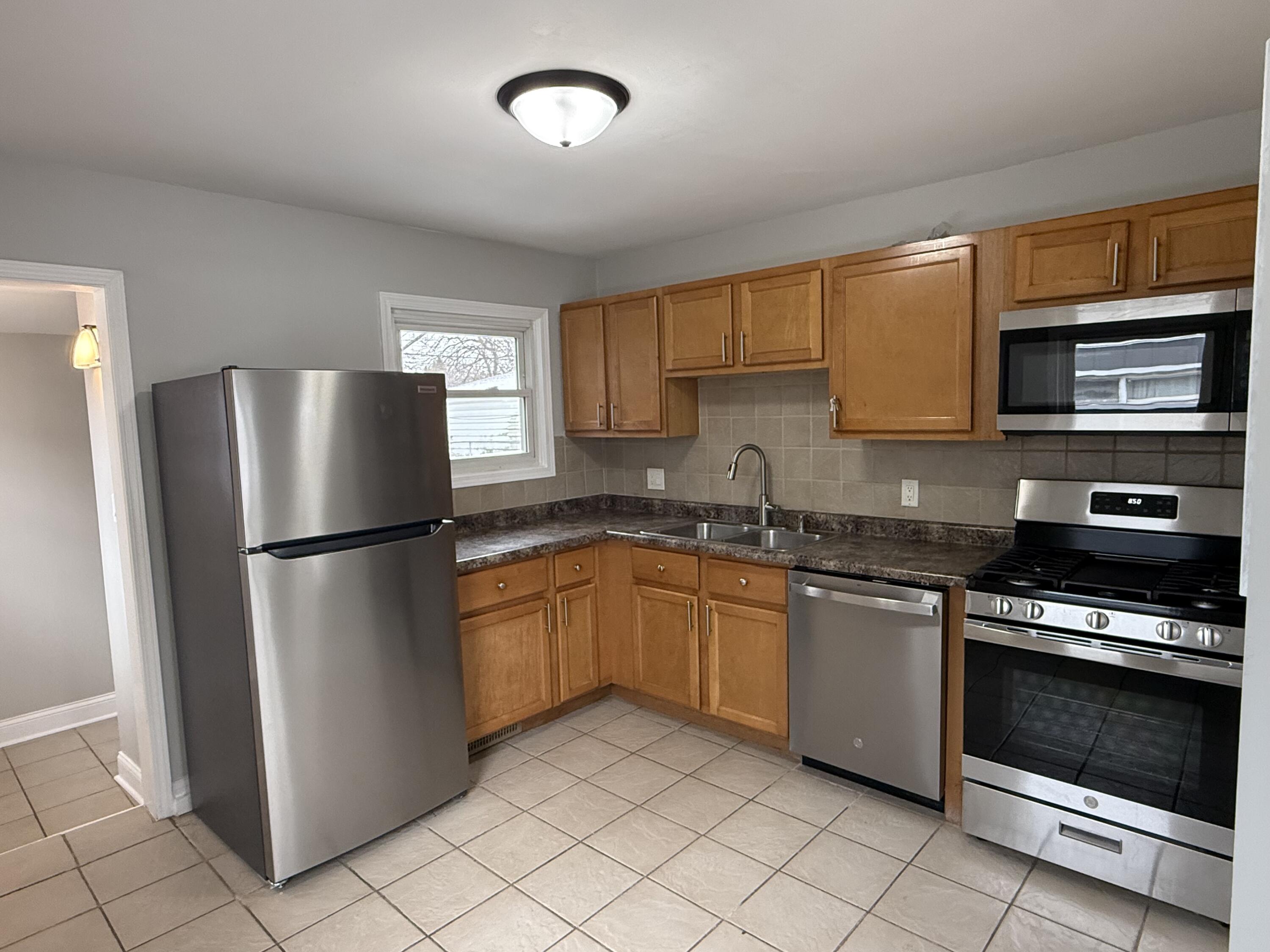 6409 Kentucky Avenue, Hammond, IN 46323; Image #4