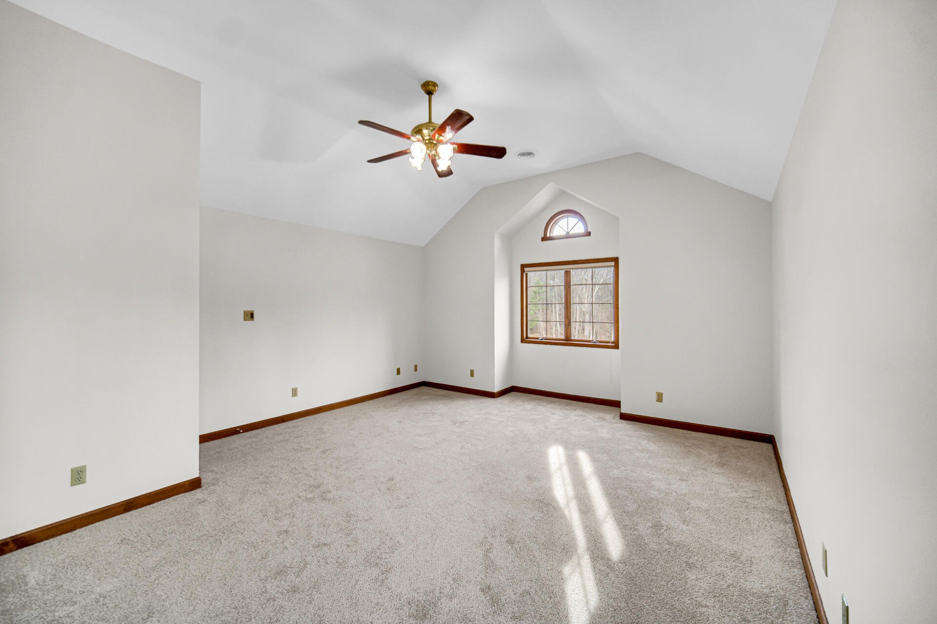 158 York Circle, Valparaiso, IN 46385; Image #13
