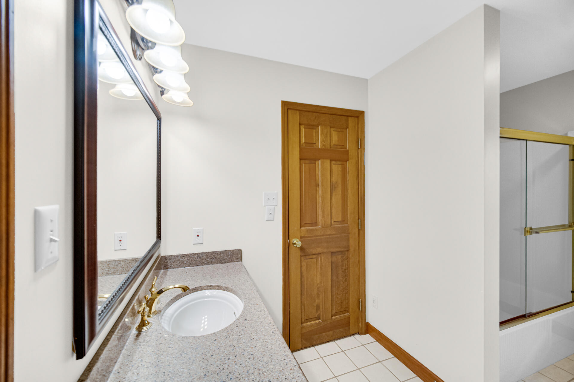 158 York Circle, Valparaiso, IN 46385; Image #16
