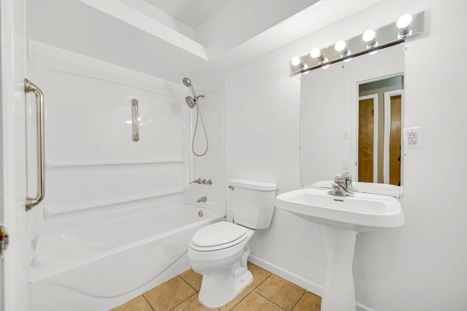 769 Juniper Road, Valparaiso, IN 46385; Image #12