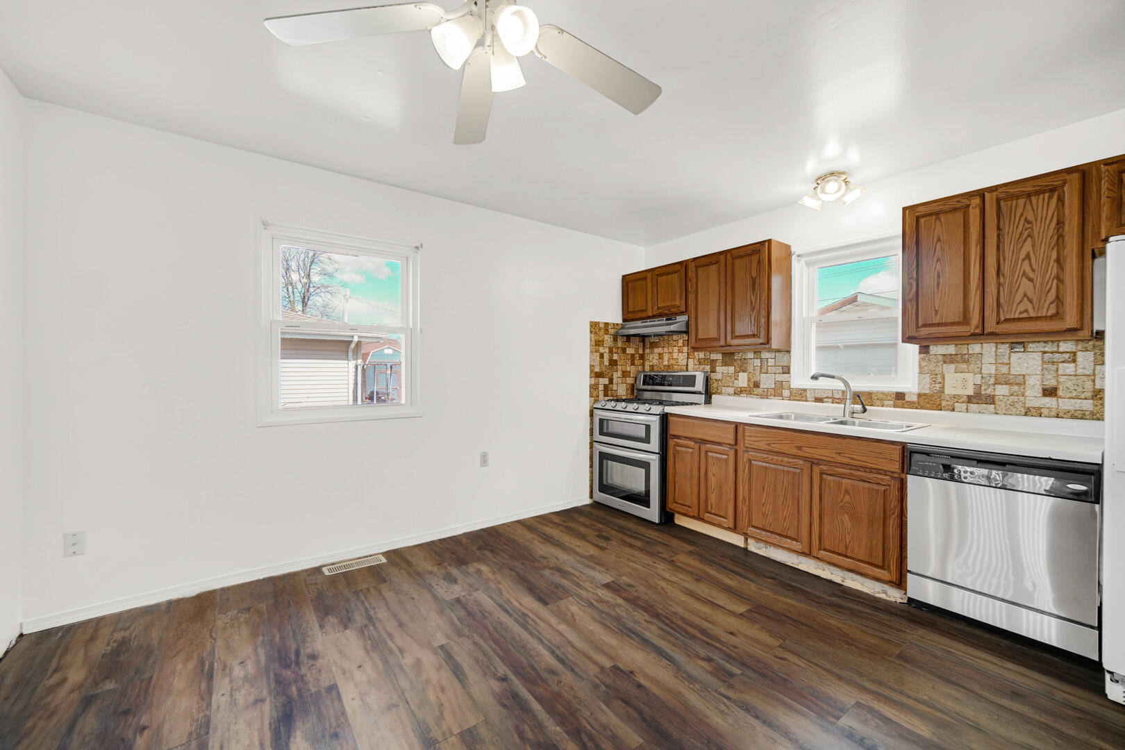769 Juniper Road, Valparaiso, IN 46385; Image #8