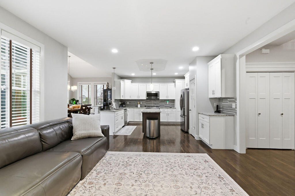 2102 Pradera Trail, Chesterton, IN 46304; Image #6