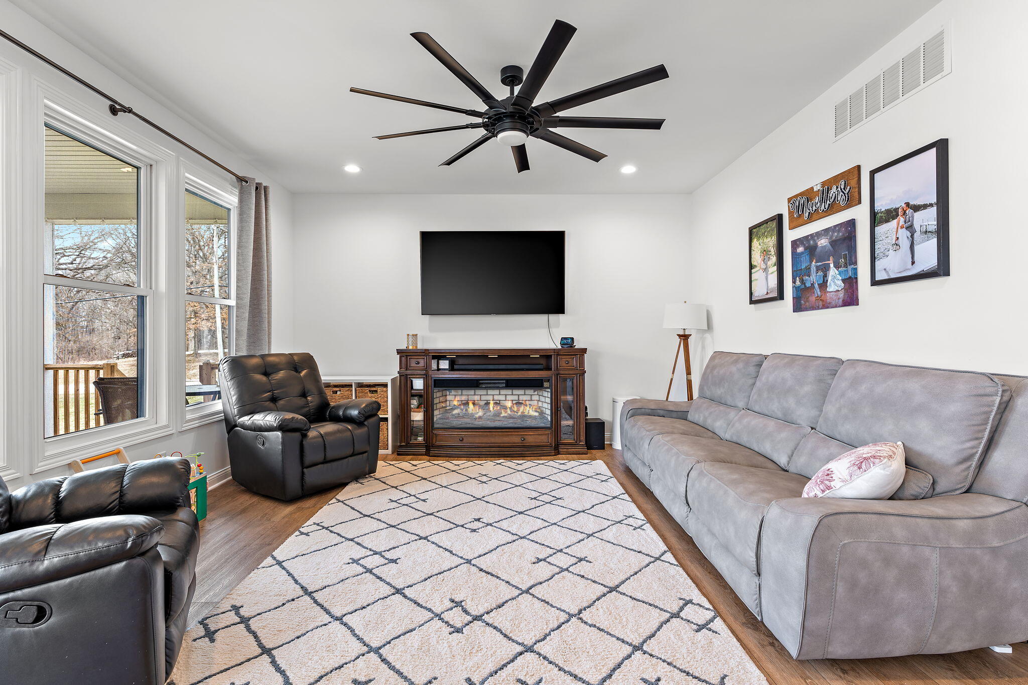 20 E 780 N, Lake Village, IN 46349; Image #12