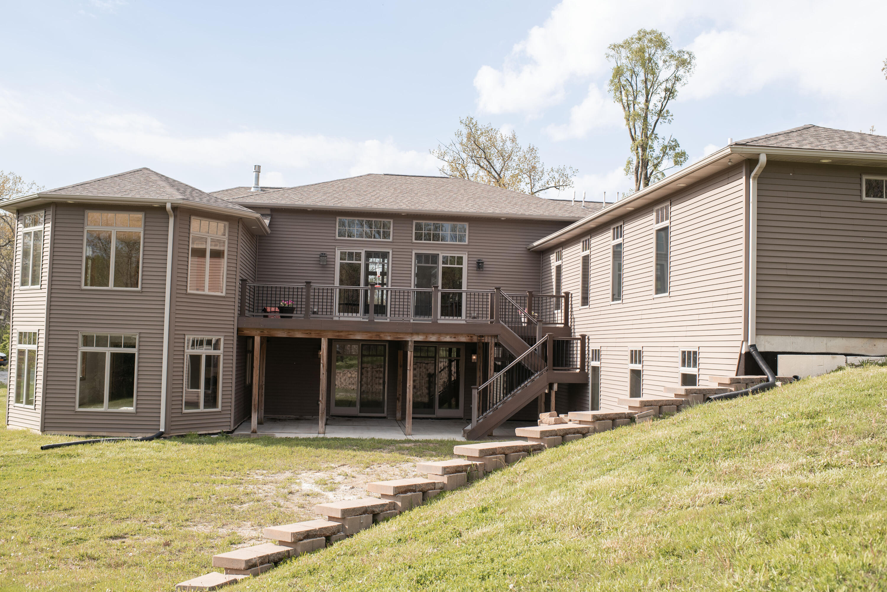 11700 Westvalley Drive, Crown Point, IN 46307; Image #32