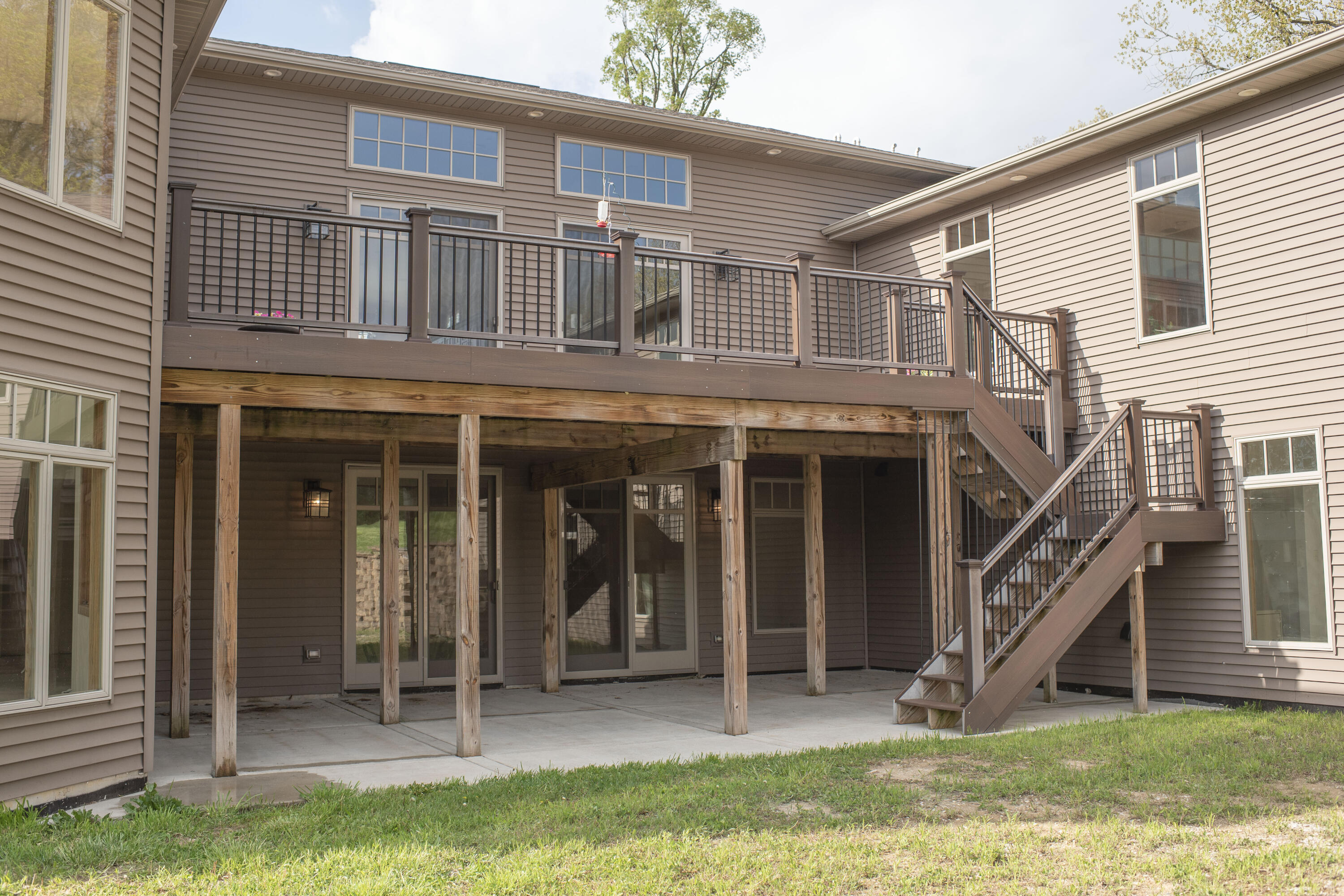 11700 Westvalley Drive, Crown Point, IN 46307; Image #33