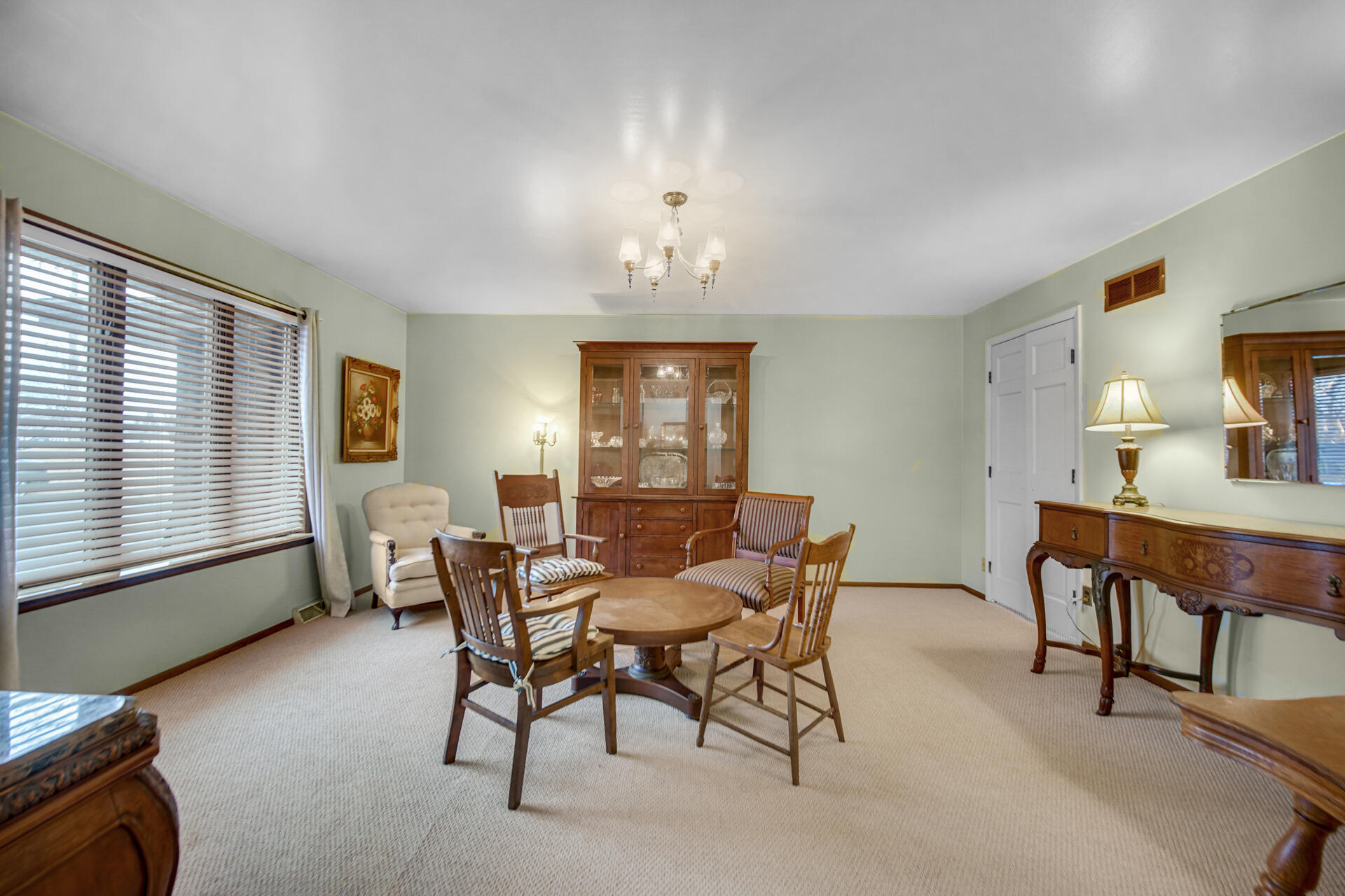 490 W Us Hwy 30, Valparaiso, IN 46385; Image #4