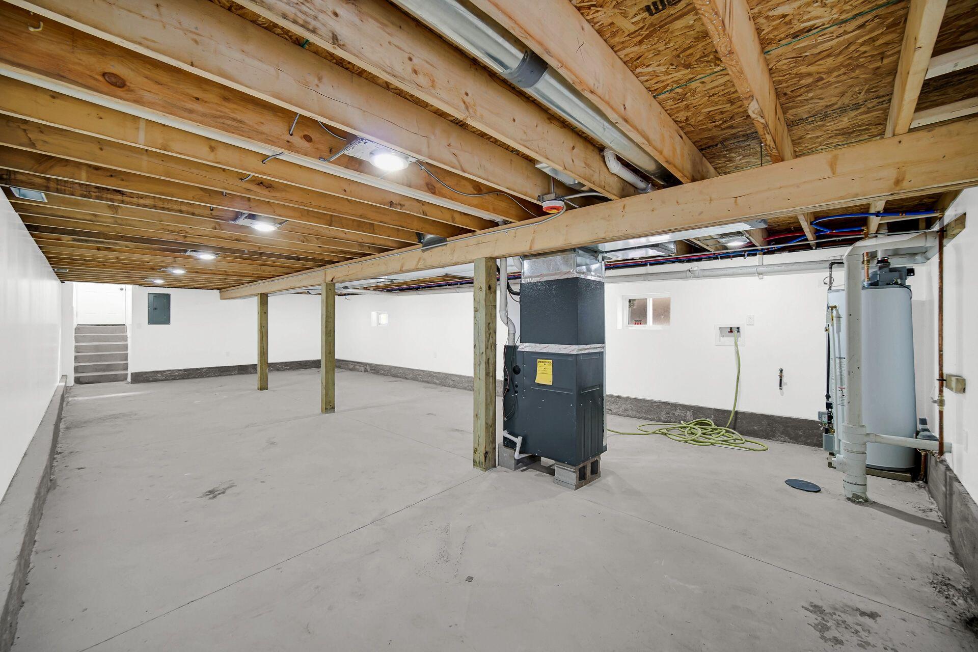 724 Willow Court, Hammond, IN 46320; Image #20