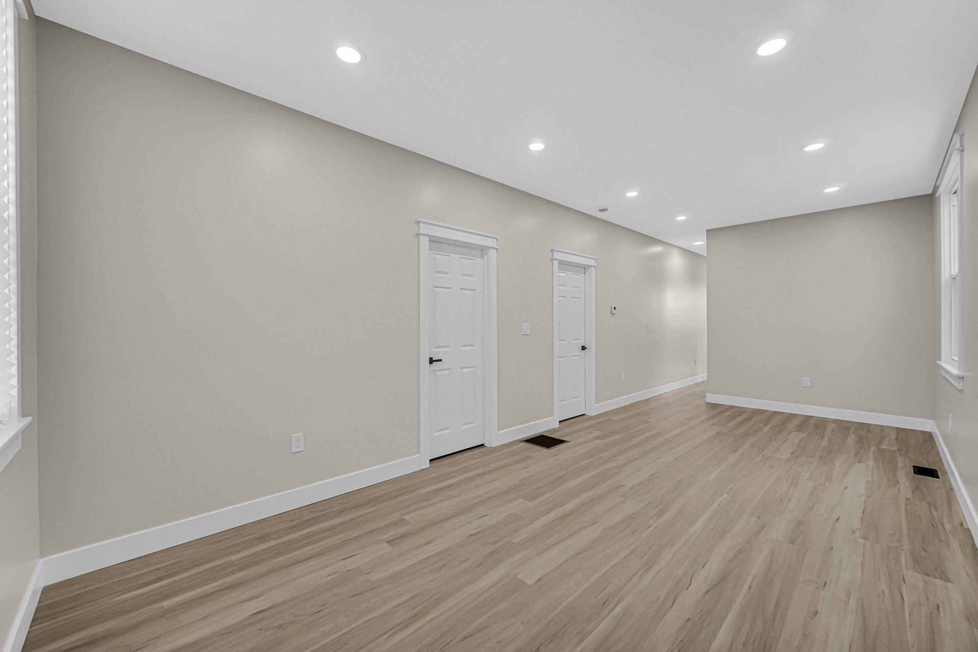724 Willow Court, Hammond, IN 46320; Image #6