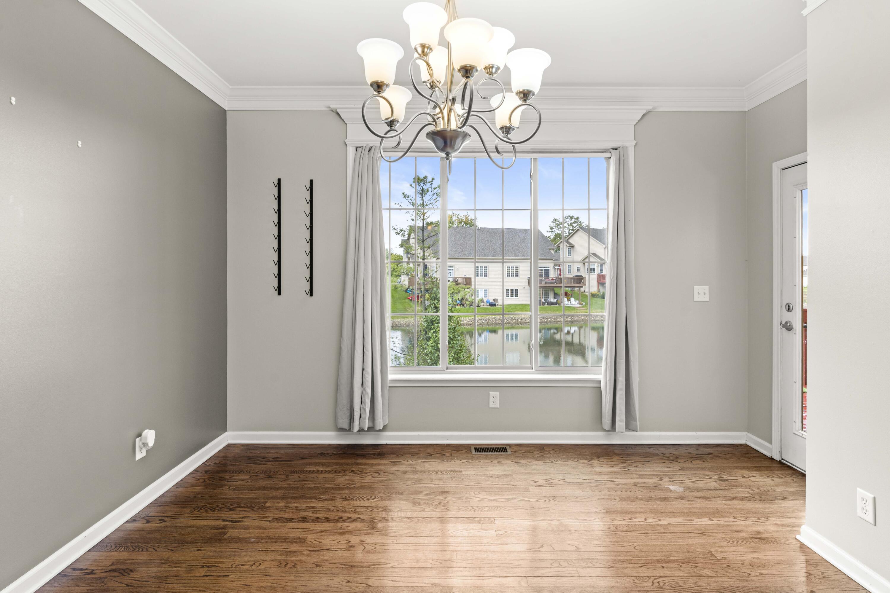 10554 Ontario Drive, Crown Point, IN 46307; Image #11