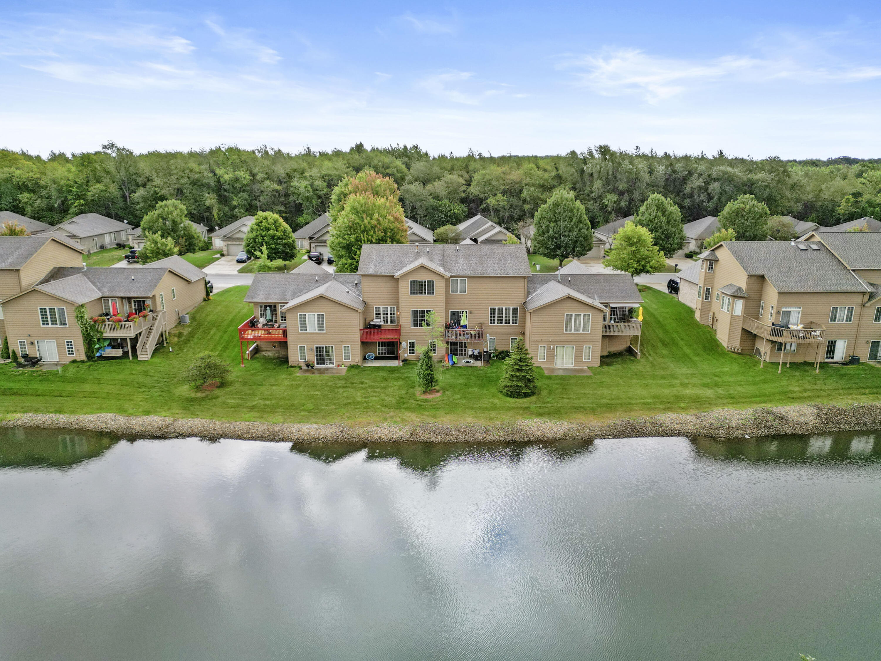 10554 Ontario Drive, Crown Point, IN 46307; Image #2